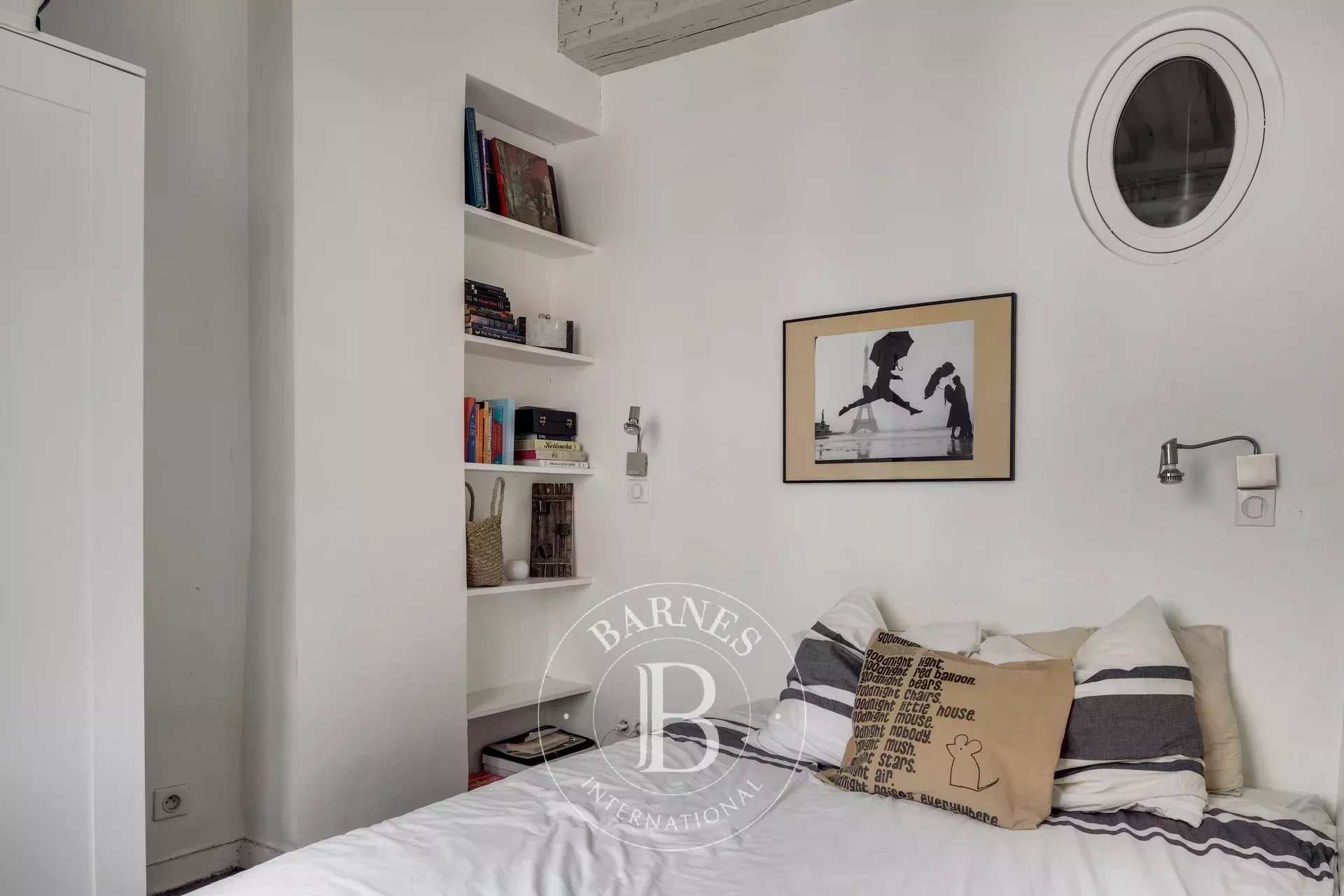 Daire Paris 6ème - picture 9