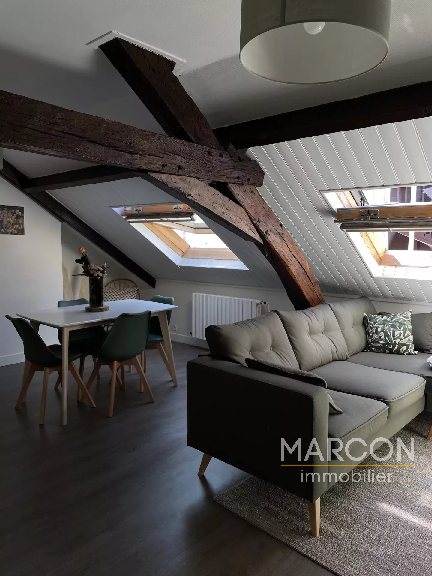 Agence immobilière de 