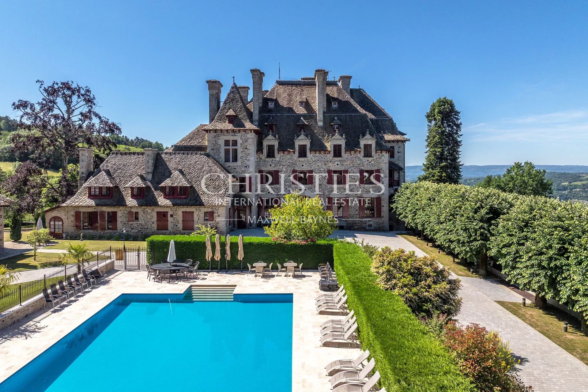 38 Bedroom Chateau's Image 119