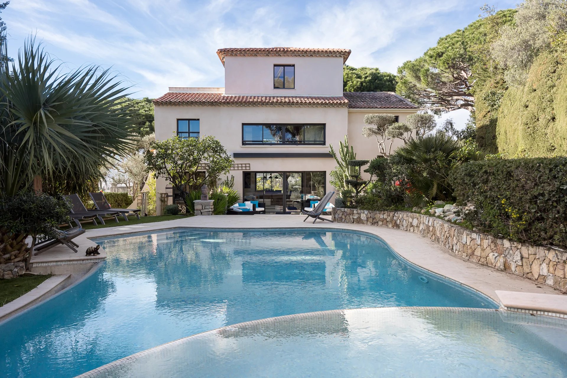 Sale House Cannes Croix des Gardes