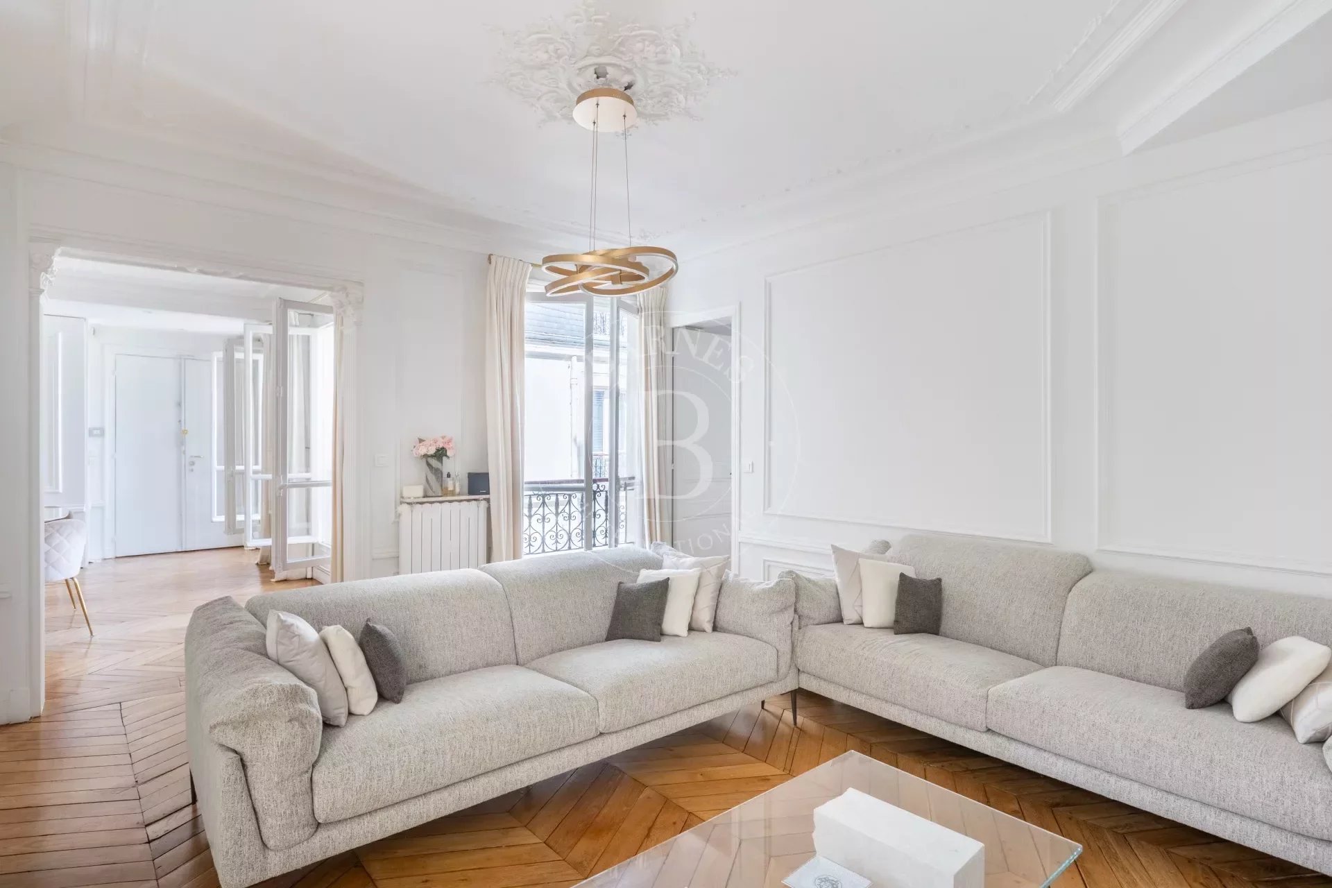 Paris 16 - Arc de Triomphe / Kléber - fully renovated
