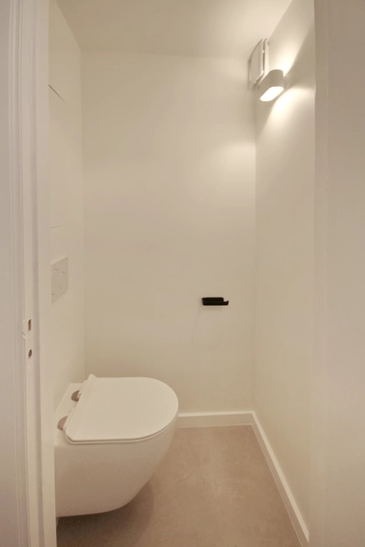 Ixelles, just steps away from the Châtelain area