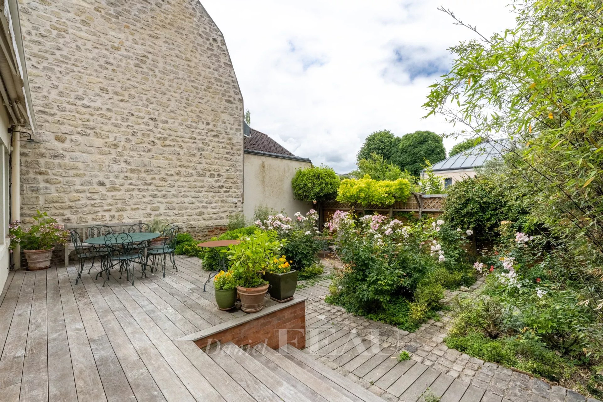 5 Bedroom Villa/Townhouse's Image 7