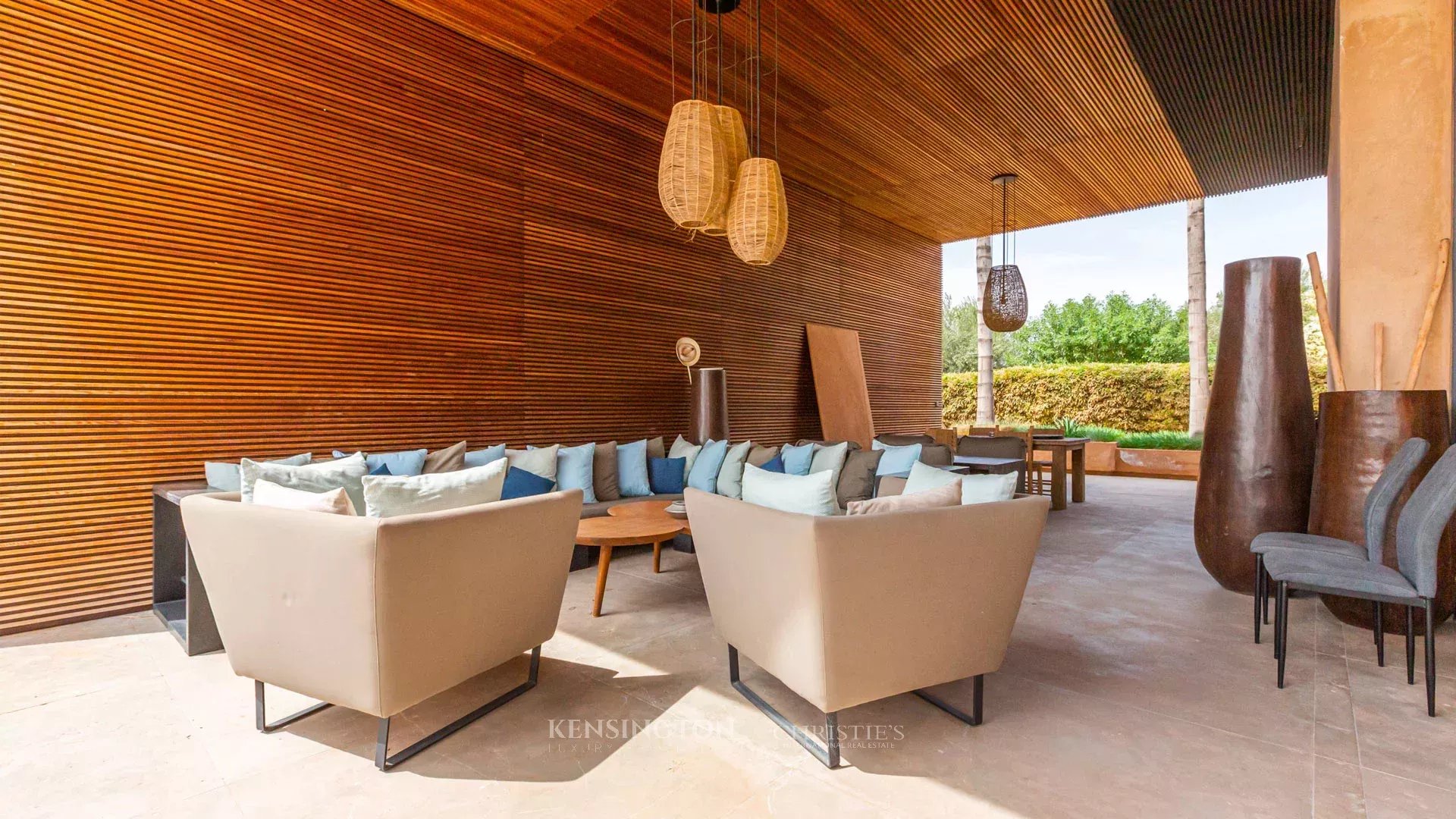 6 Bedroom Villa/Townhouse's Image 8