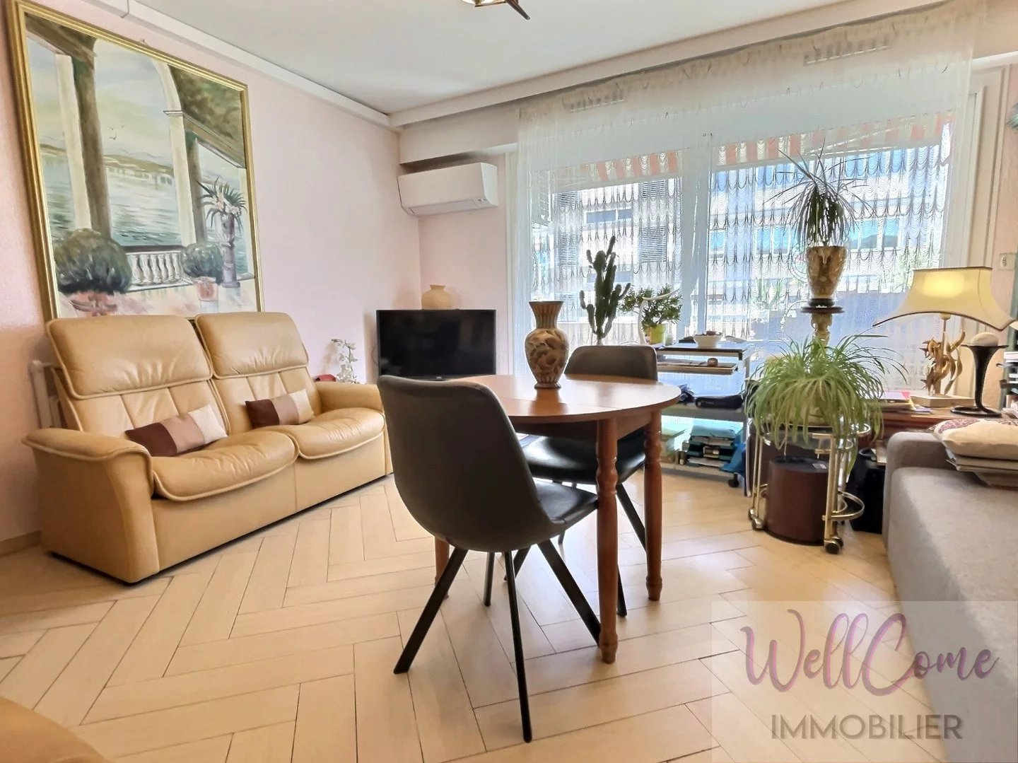 Appartement 68m² habitable au dernier étage avec cave - Aix Centre Ville
