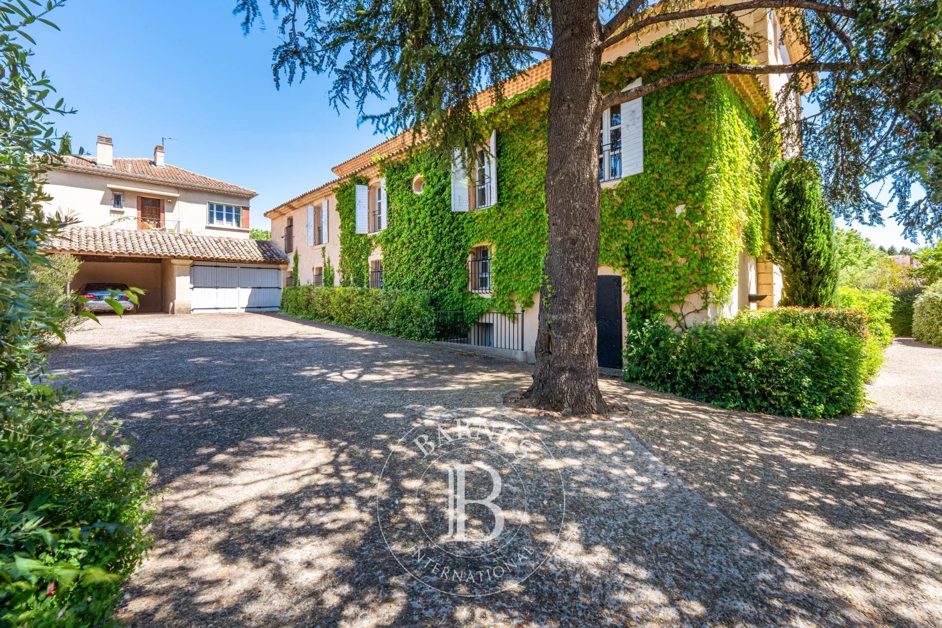 Kirevi Aix-en-Provence - picture 32