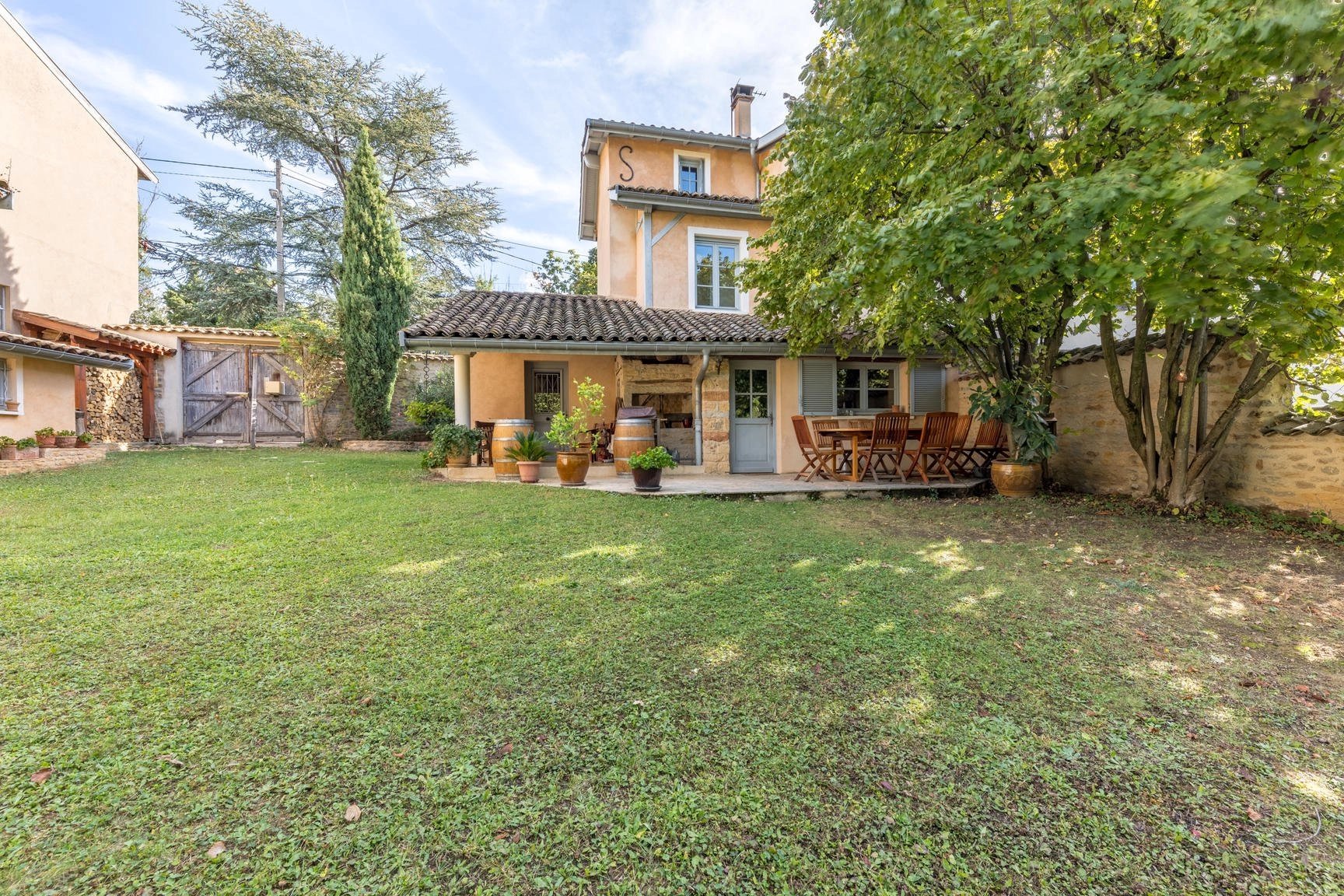 MAISON 5 pièces 140 m²