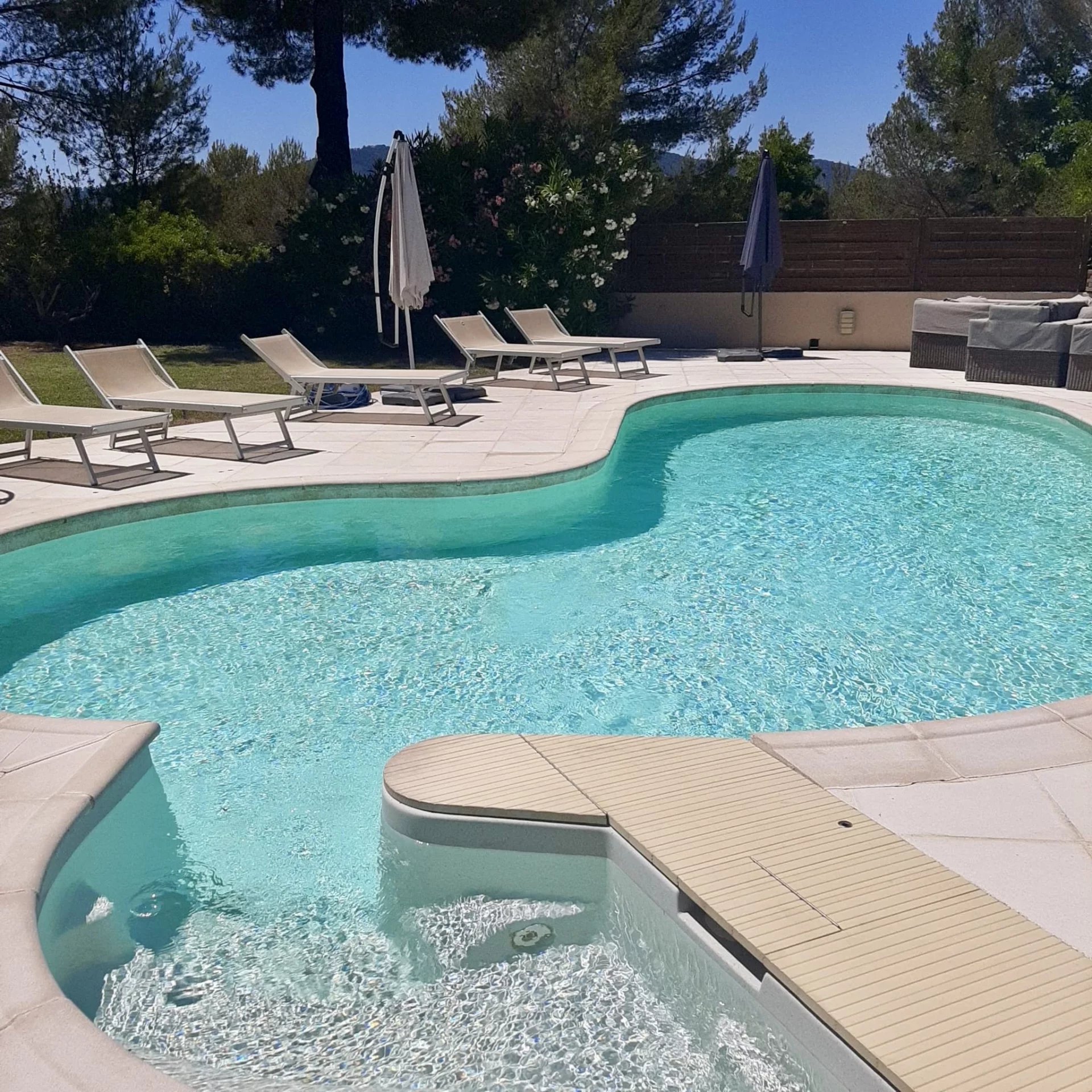 Le Cannet - Villa 8 pièces avec piscine/jardin + dependance — photo 4