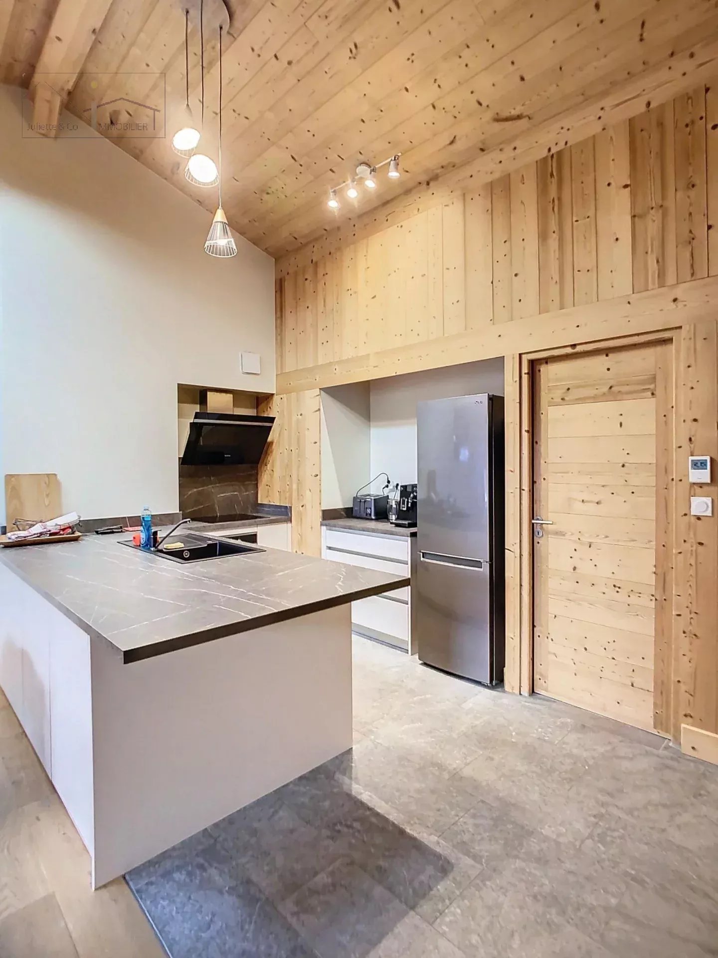 Photo of Chamonix F5 a stone's throw from the city center, completely renovated