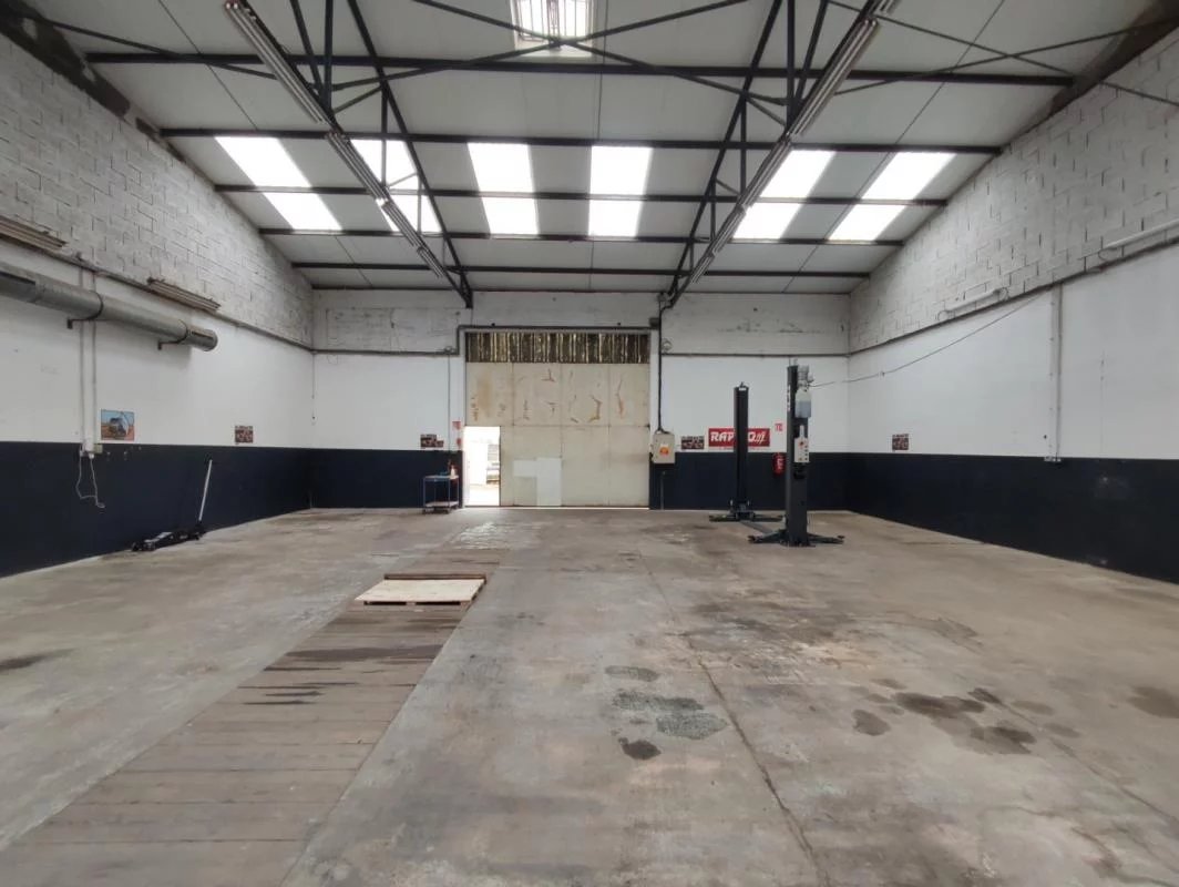 Location Commerce Saint-Bonnet-de-Mure