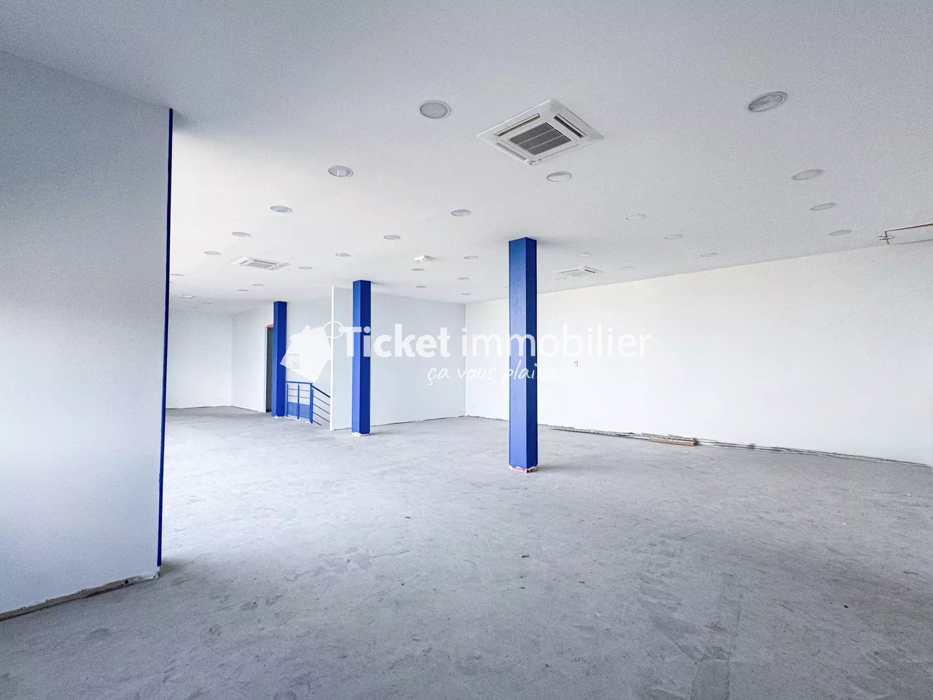 LOCAL D’ACTIVITÉ / BUREAUX 1 216,75 M² – ENTREPÔT + BUREAUX SUR 3 NIVEAUX – ACCÈS RAPIDE PORTET / AXES PRINCIPAUX — photo 8