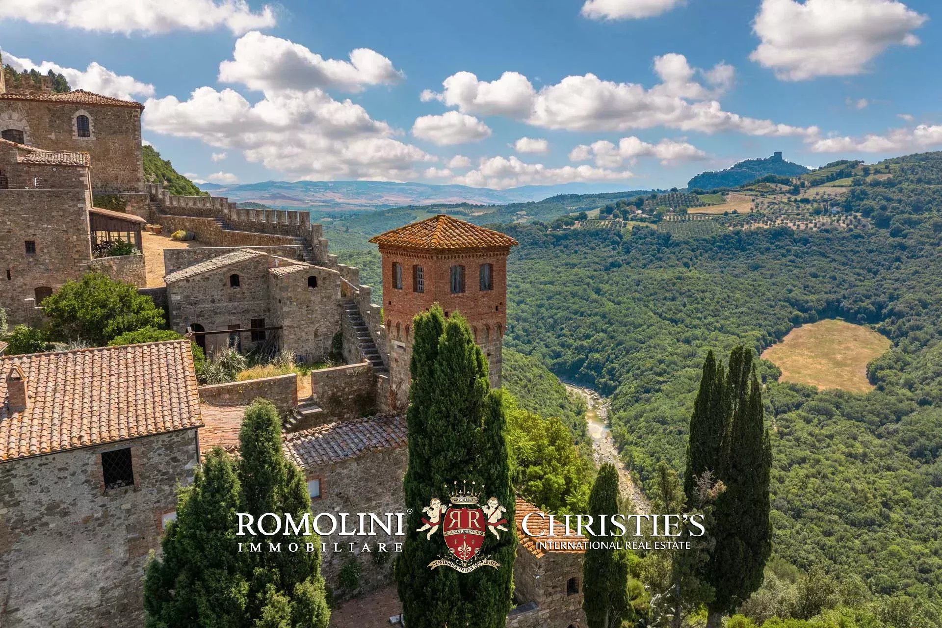 37 Bedroom Chateau's Image 8