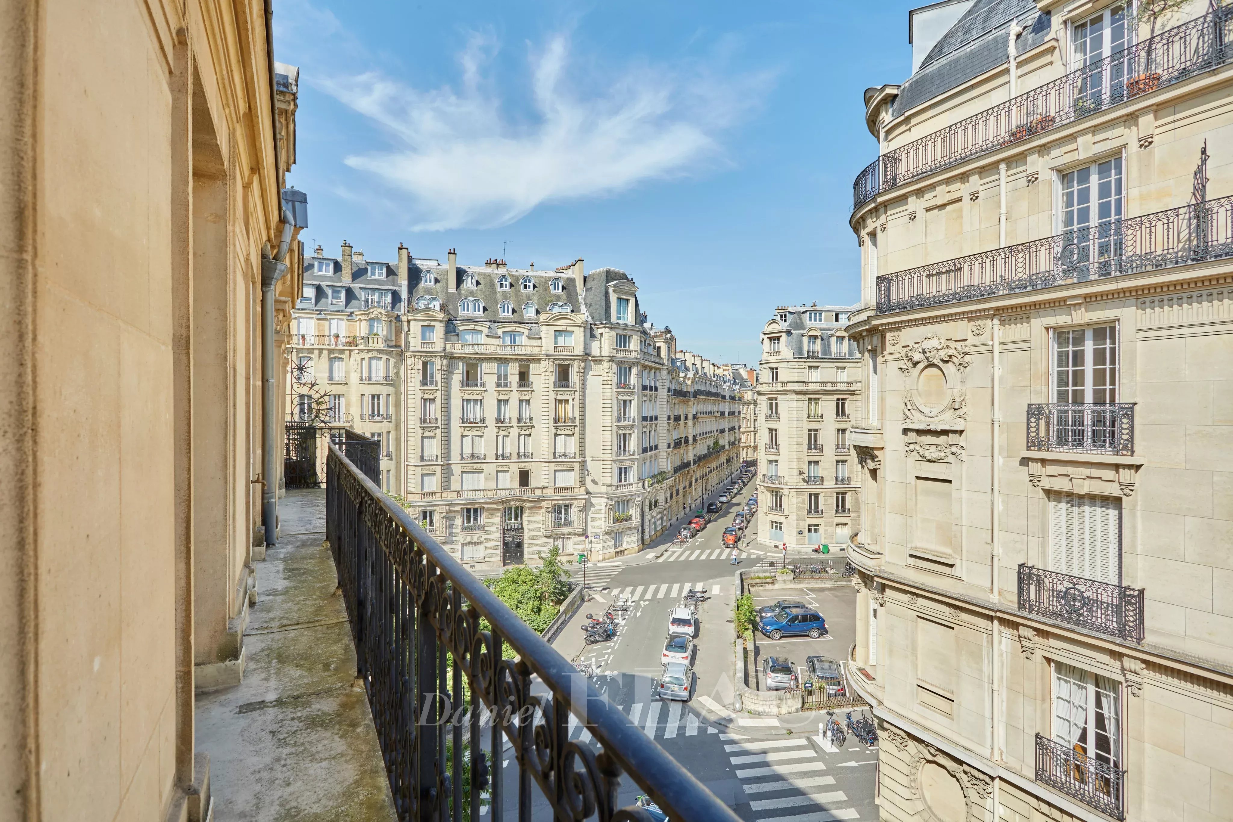 Rental Apartment Paris 16th
