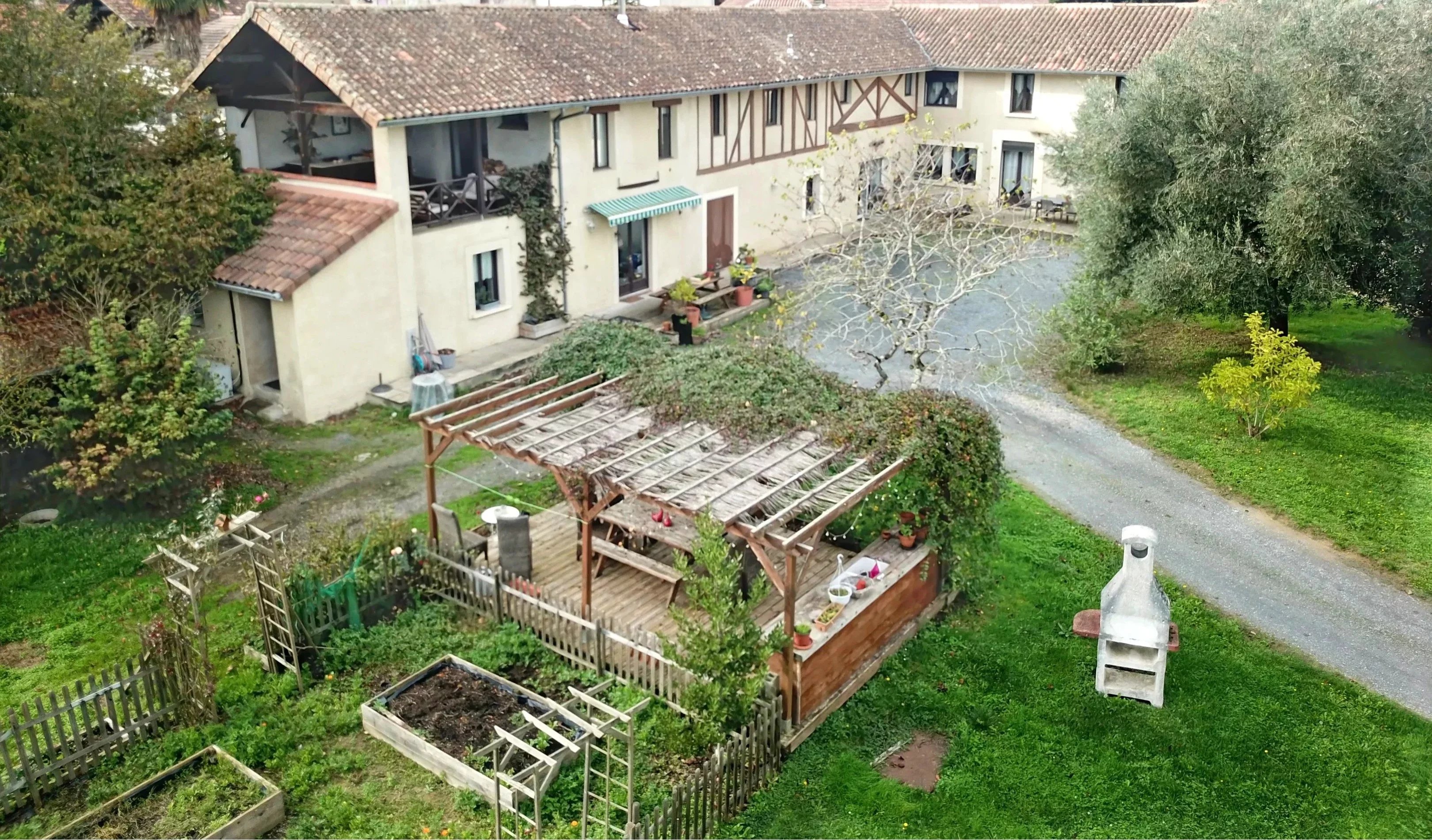 Village house for sale Haget, Gers