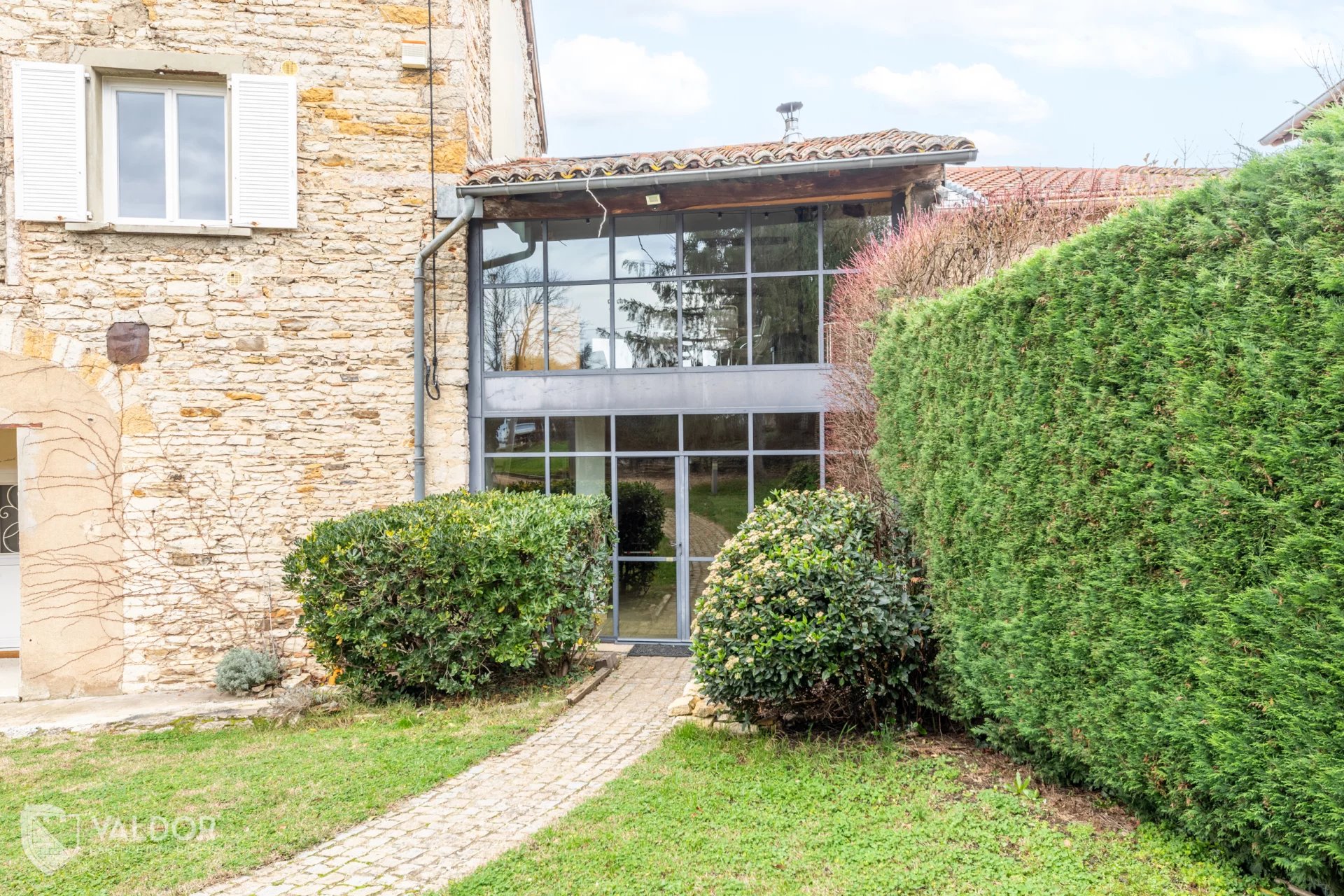 Appartement à Marcilly de type T6 de 232 m² avec parcelle de 1650 m²