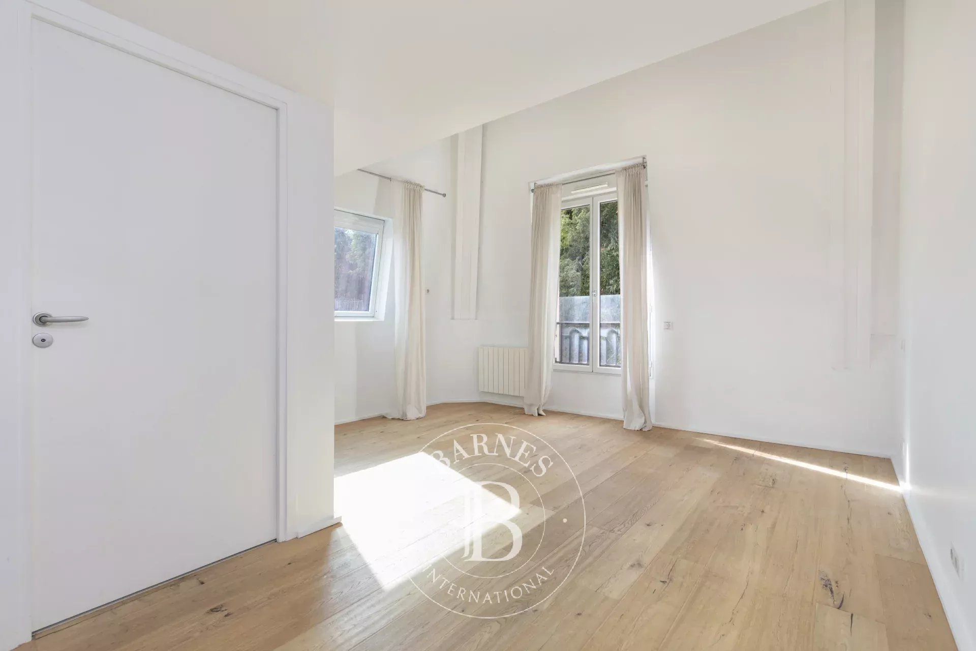 Saint-Cloud  - Appartement 5 Pi&egrave;ces 4 Chambres - picture 11