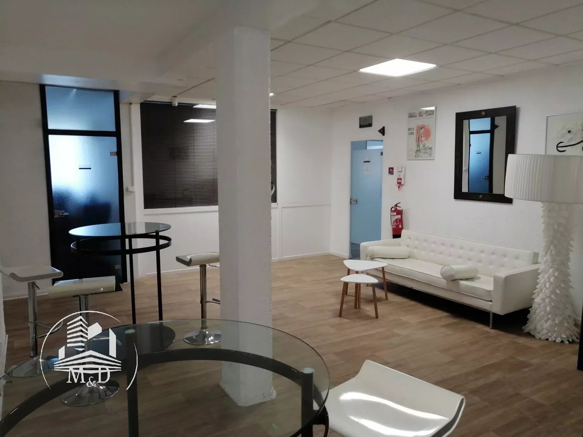 Agence immobilière de 