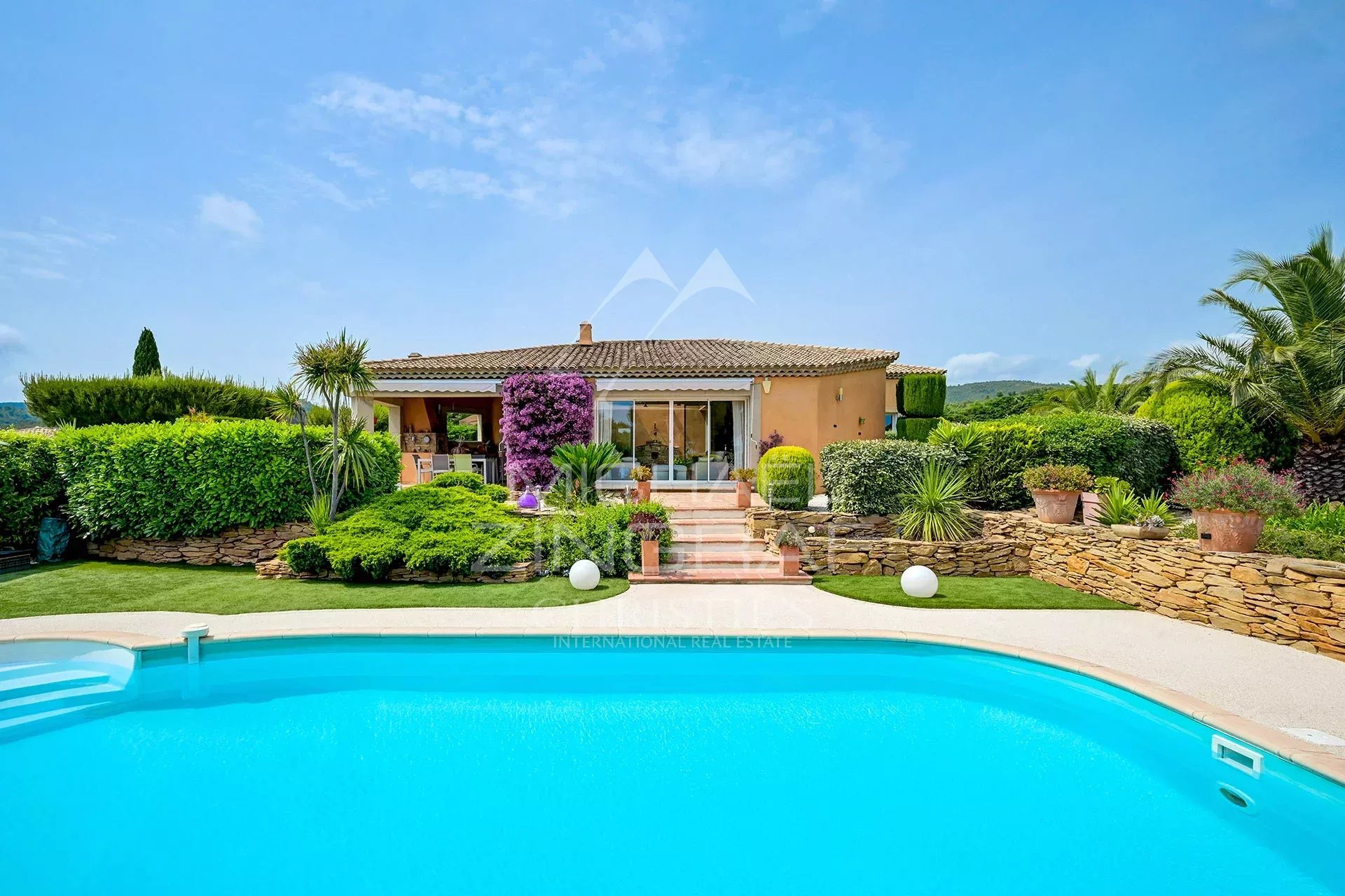 4 Bedroom Villa/Townhouse's Image 18
