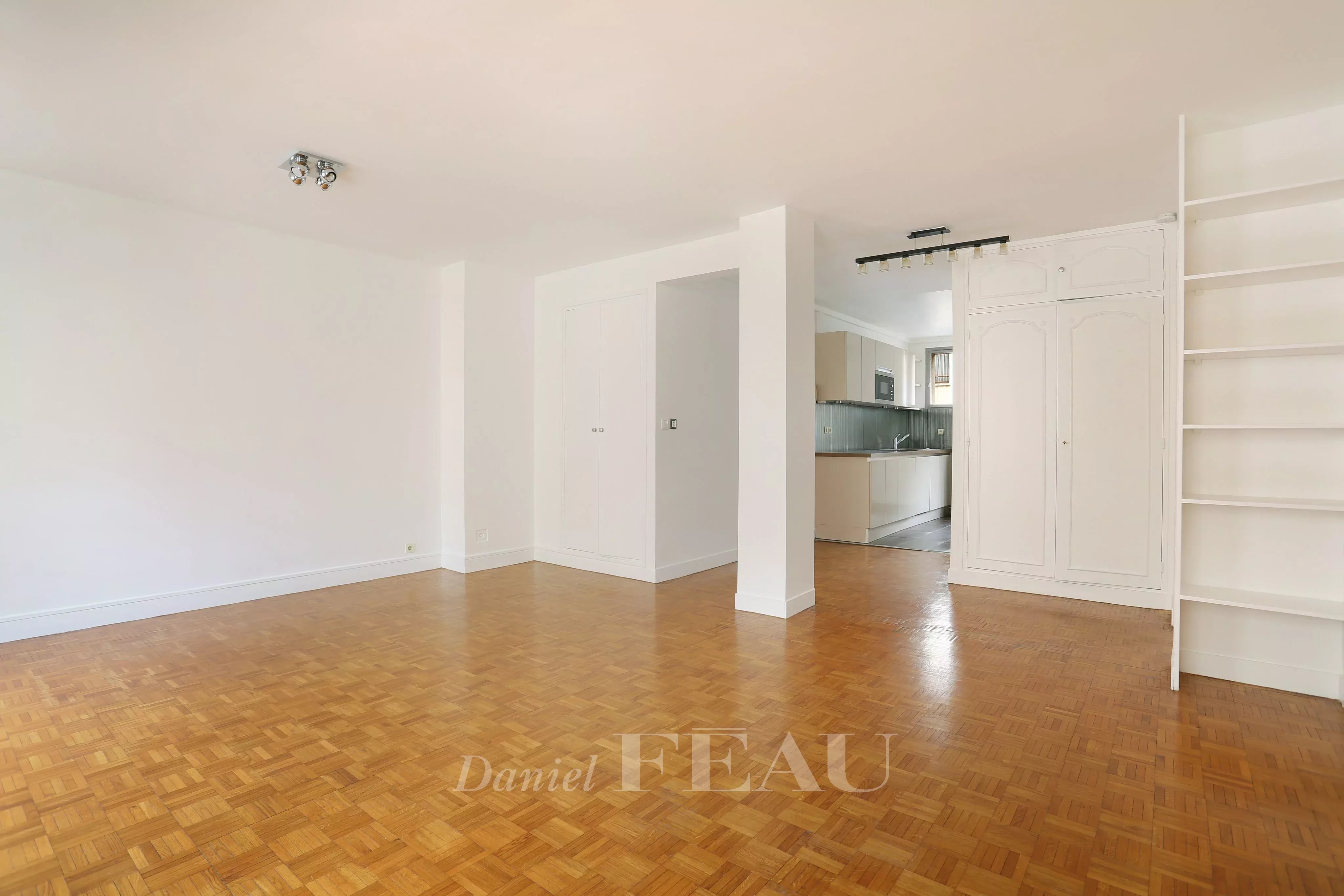 Rental Apartment Paris 17th