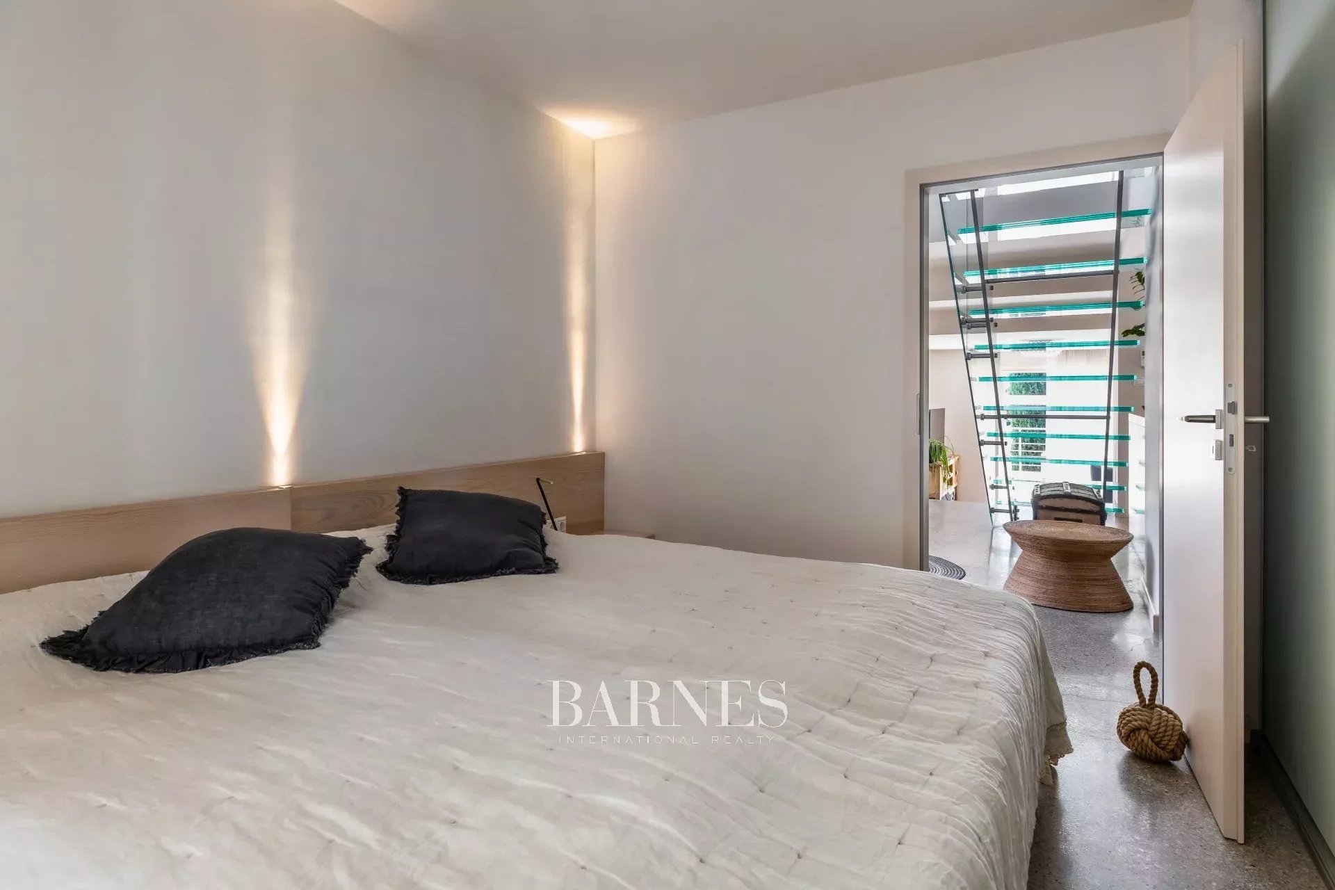 Ev Tihany - picture 14