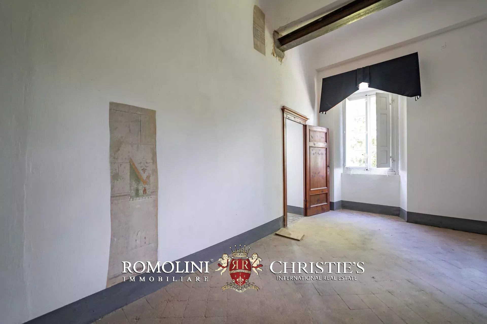 15 Bedroom Villa/Townhouse's Image 89