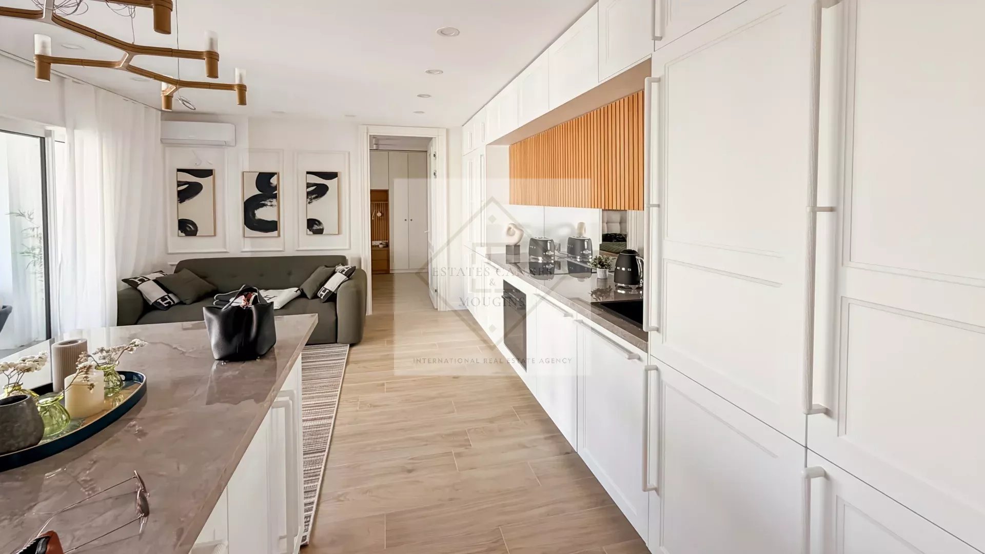 Appartement 3 pièces entièrement rénové – Cannes Palm Beach — photo 9