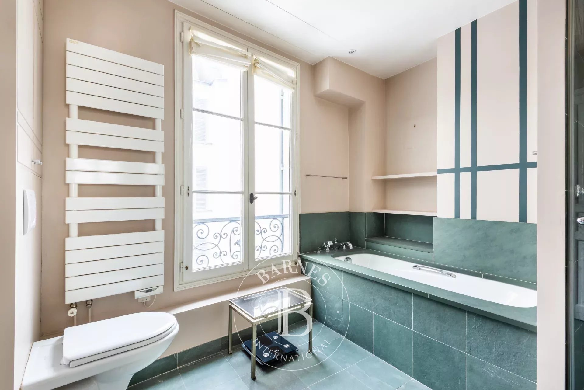 Daire Paris 8ème - picture 15