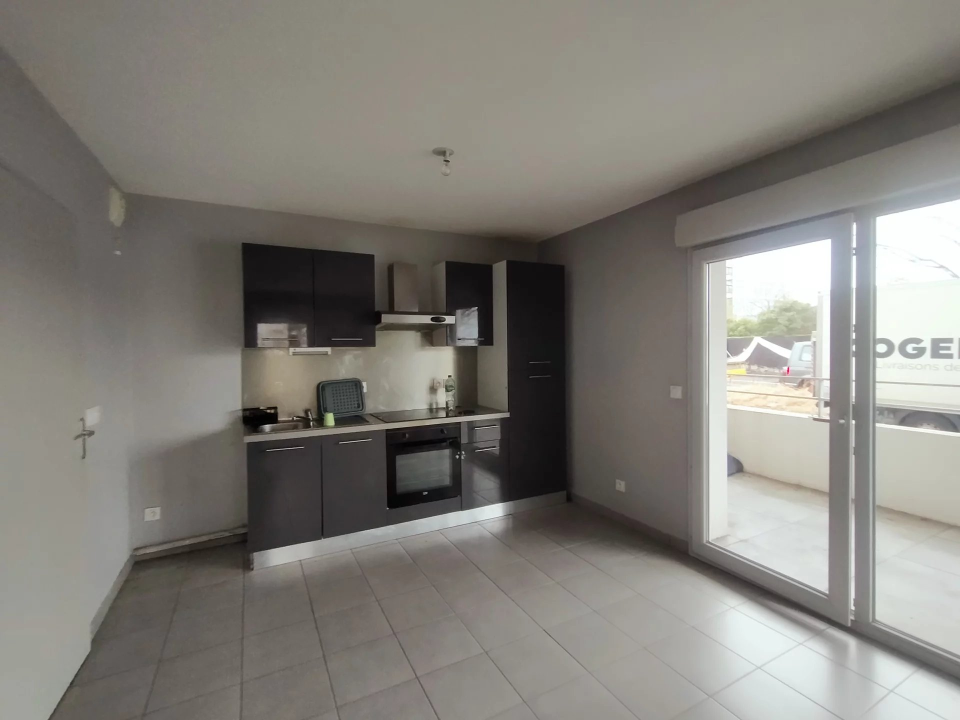 480837 Location Villeurbanne