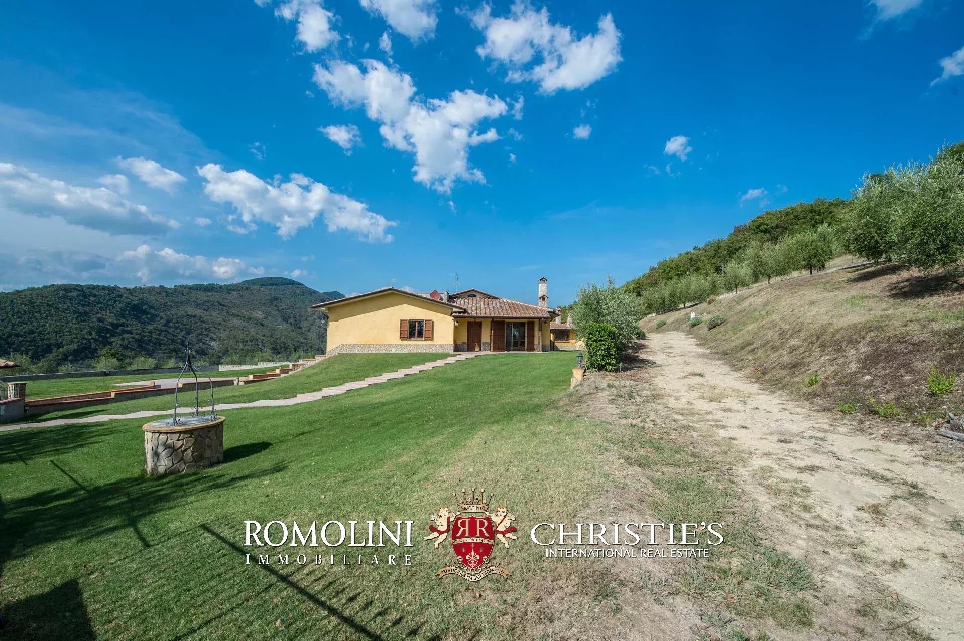 3 Bedroom Villa/Townhouse's Image 3