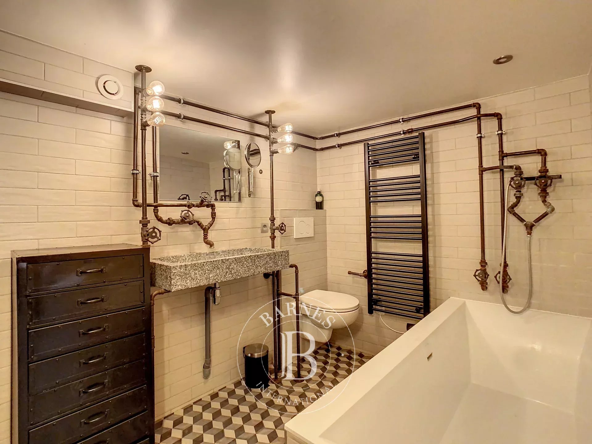 Daire Paris 18ème - picture 14