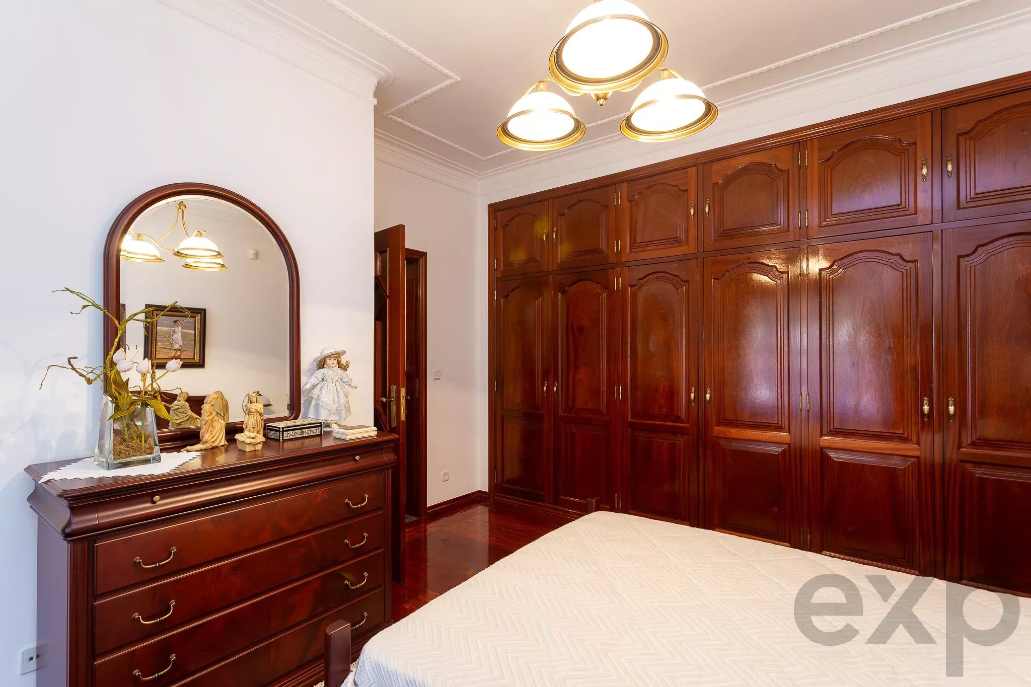 Prestigious Residence with Swimming Pool 87053100 image 33