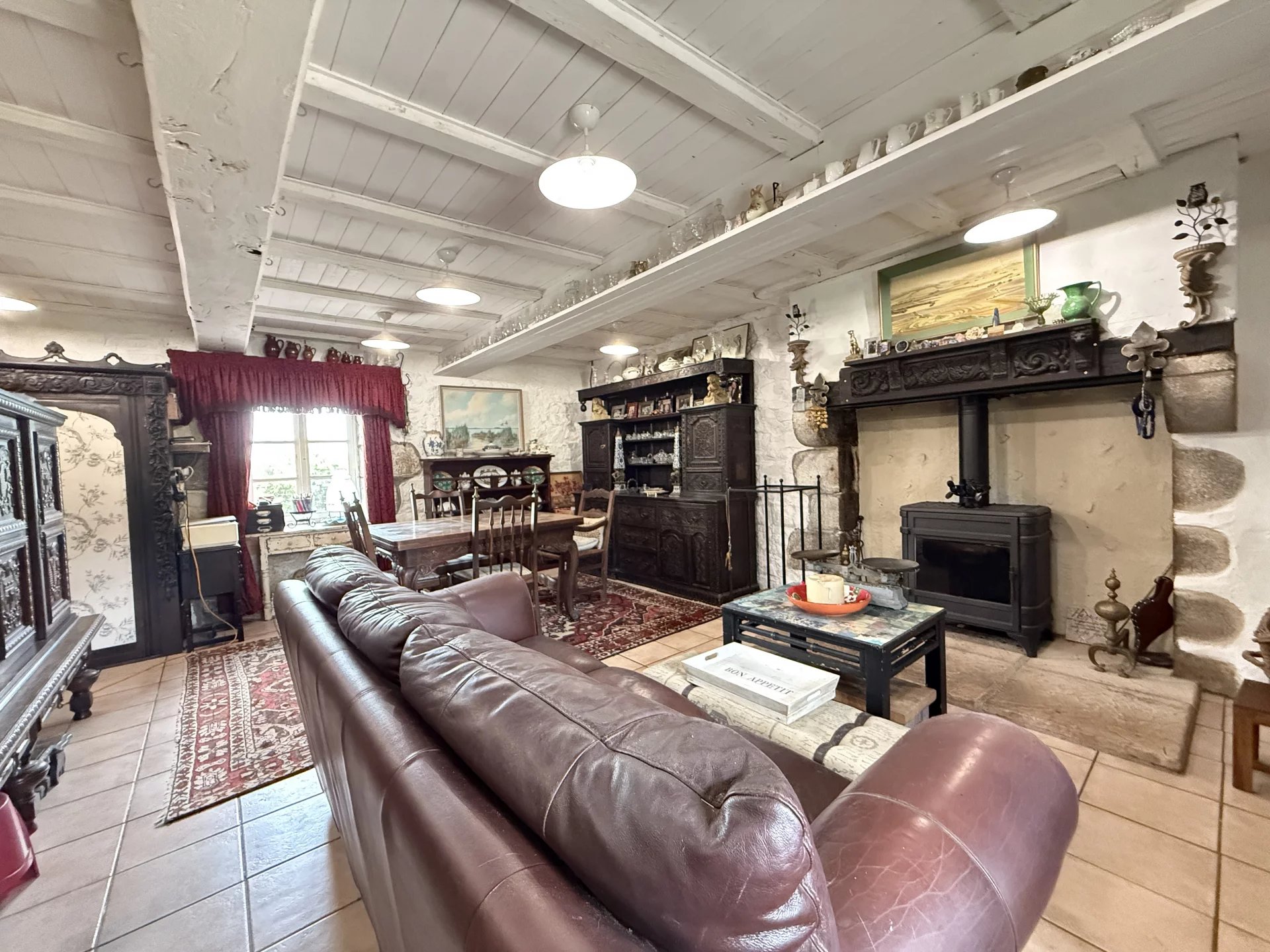 House in Saint-Germain-de-Confolens - Image 4