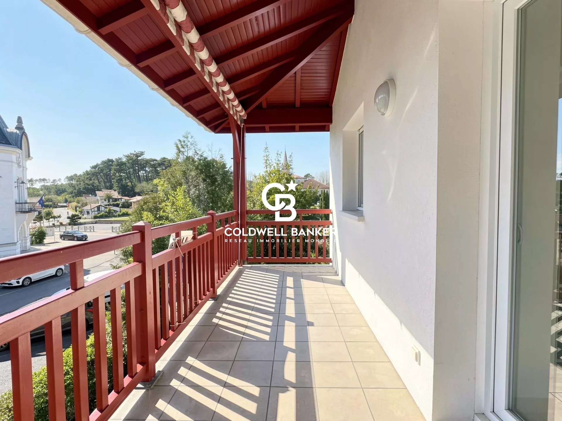 Agence immobilière de Coldwell Banker Surfin Realty