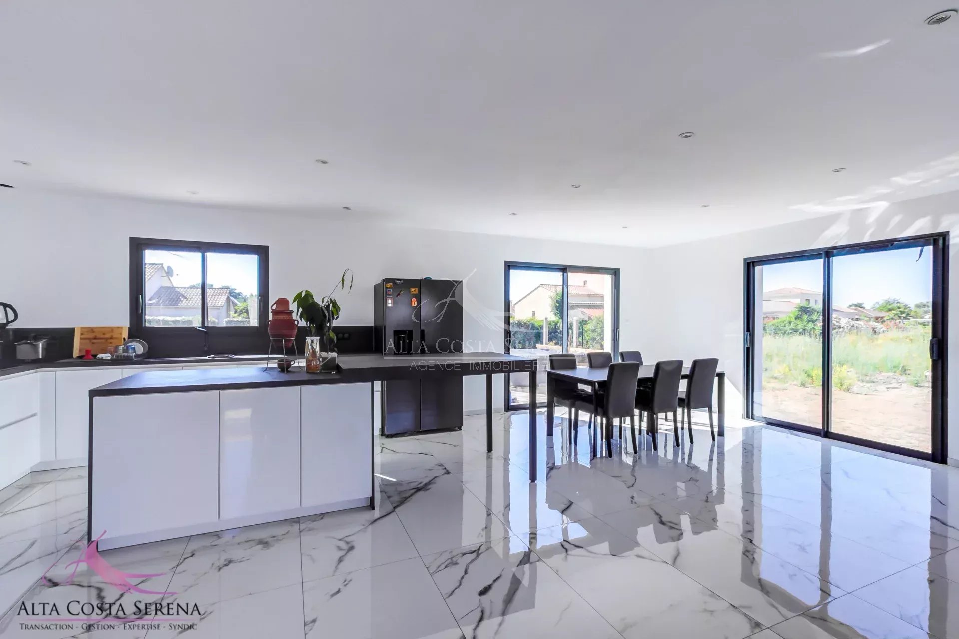 Agence immobilière de 