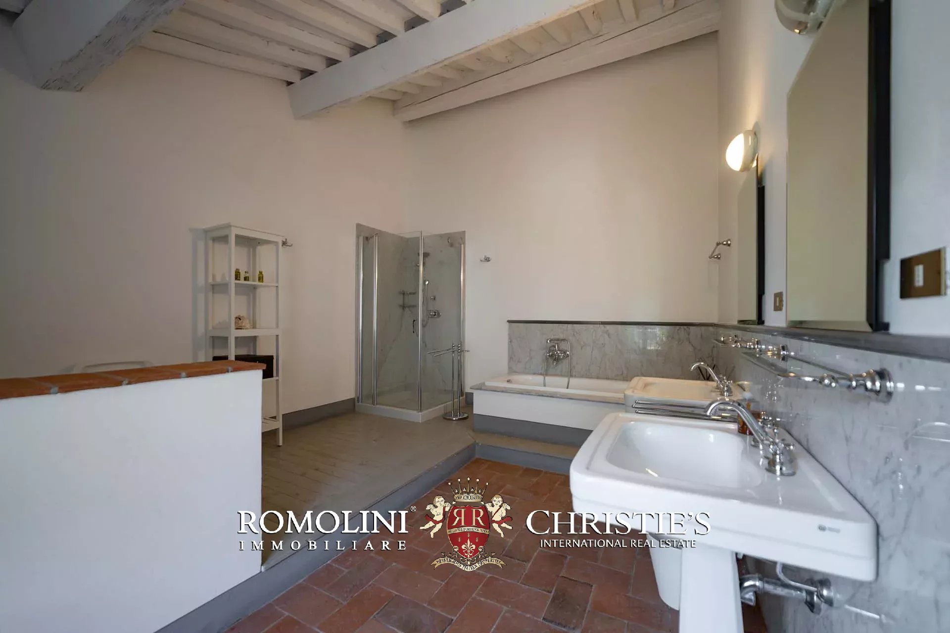 15 Bedroom Villa/Townhouse's Image 78