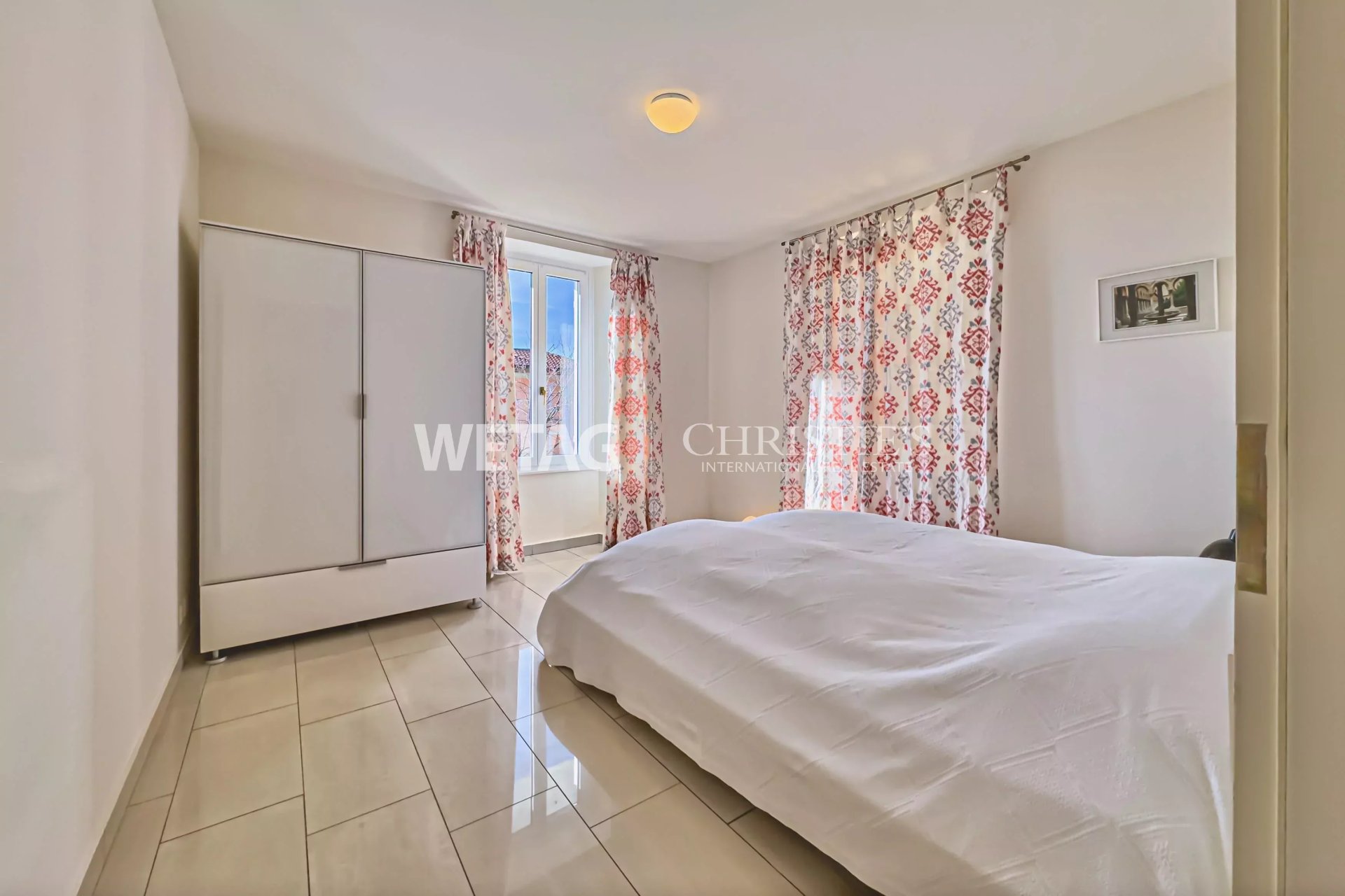 6 Bedroom Villa/Townhouse's Image 4