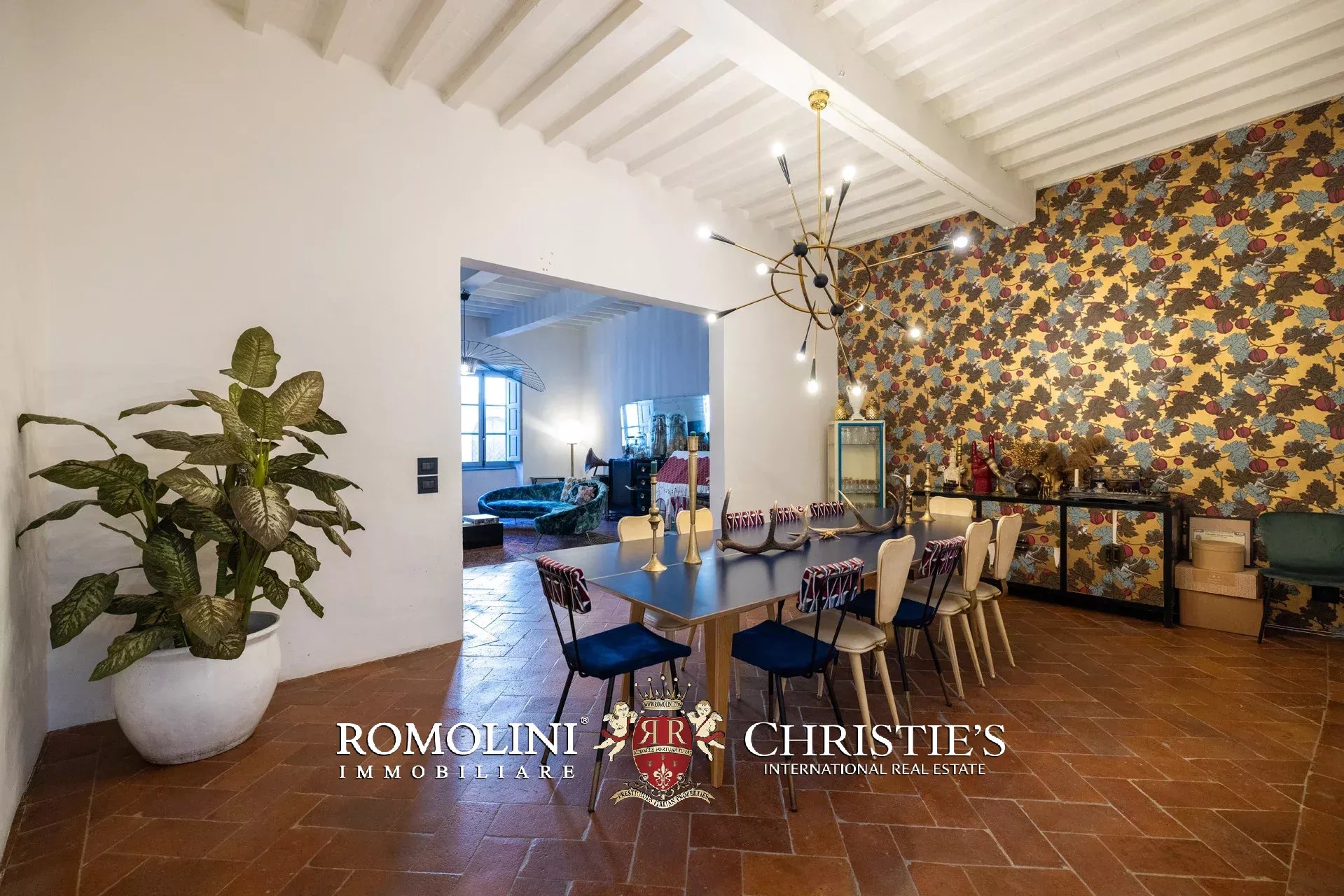 CASA CON GIARDINO IN VENDITA NEL CENTRO STORICO DI AREZZO