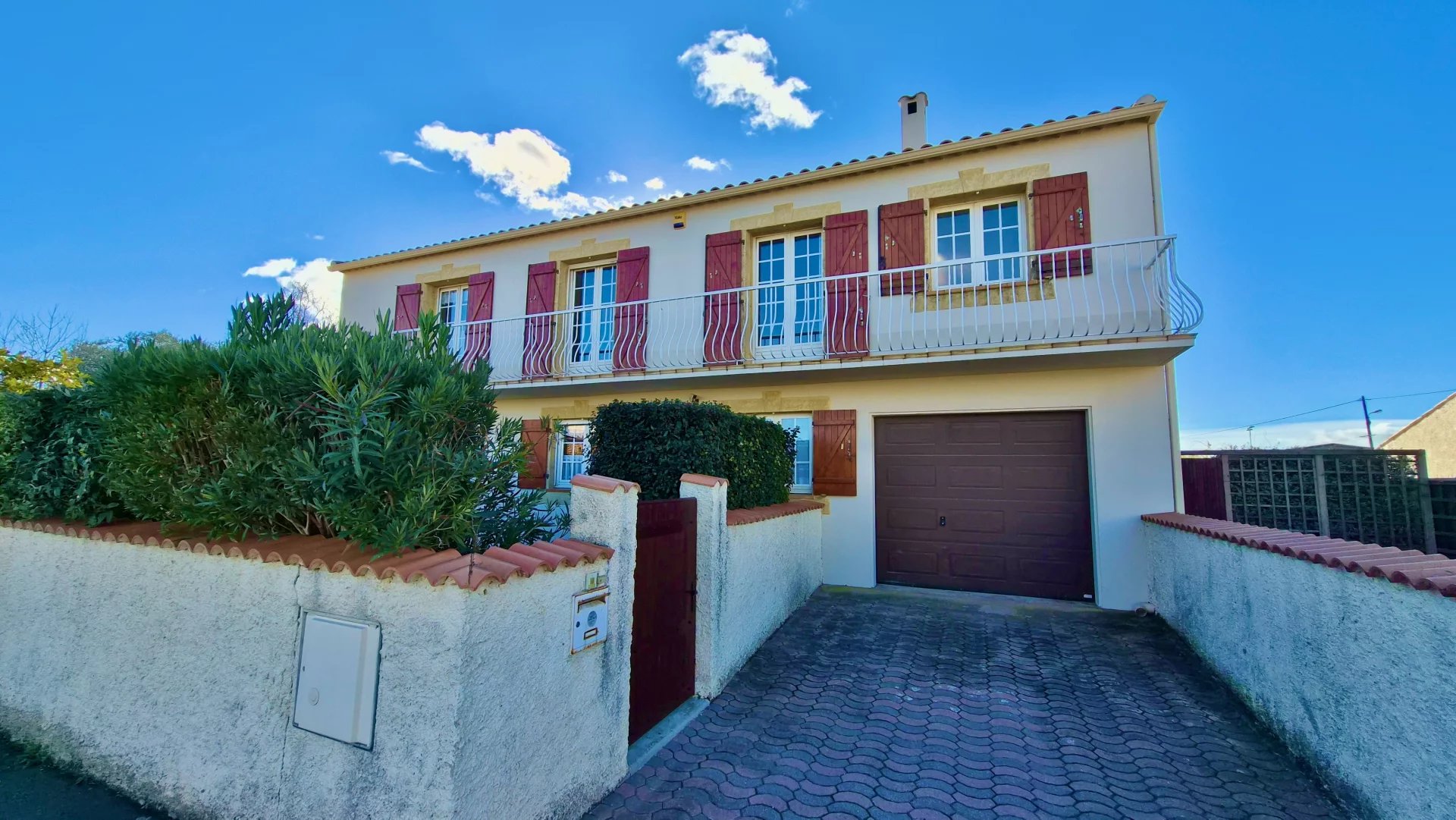 Agence immobilière de 