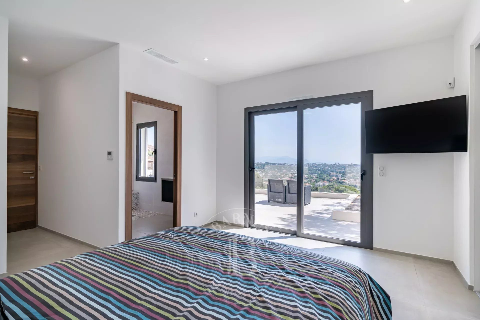 Villa Cannes - picture 10