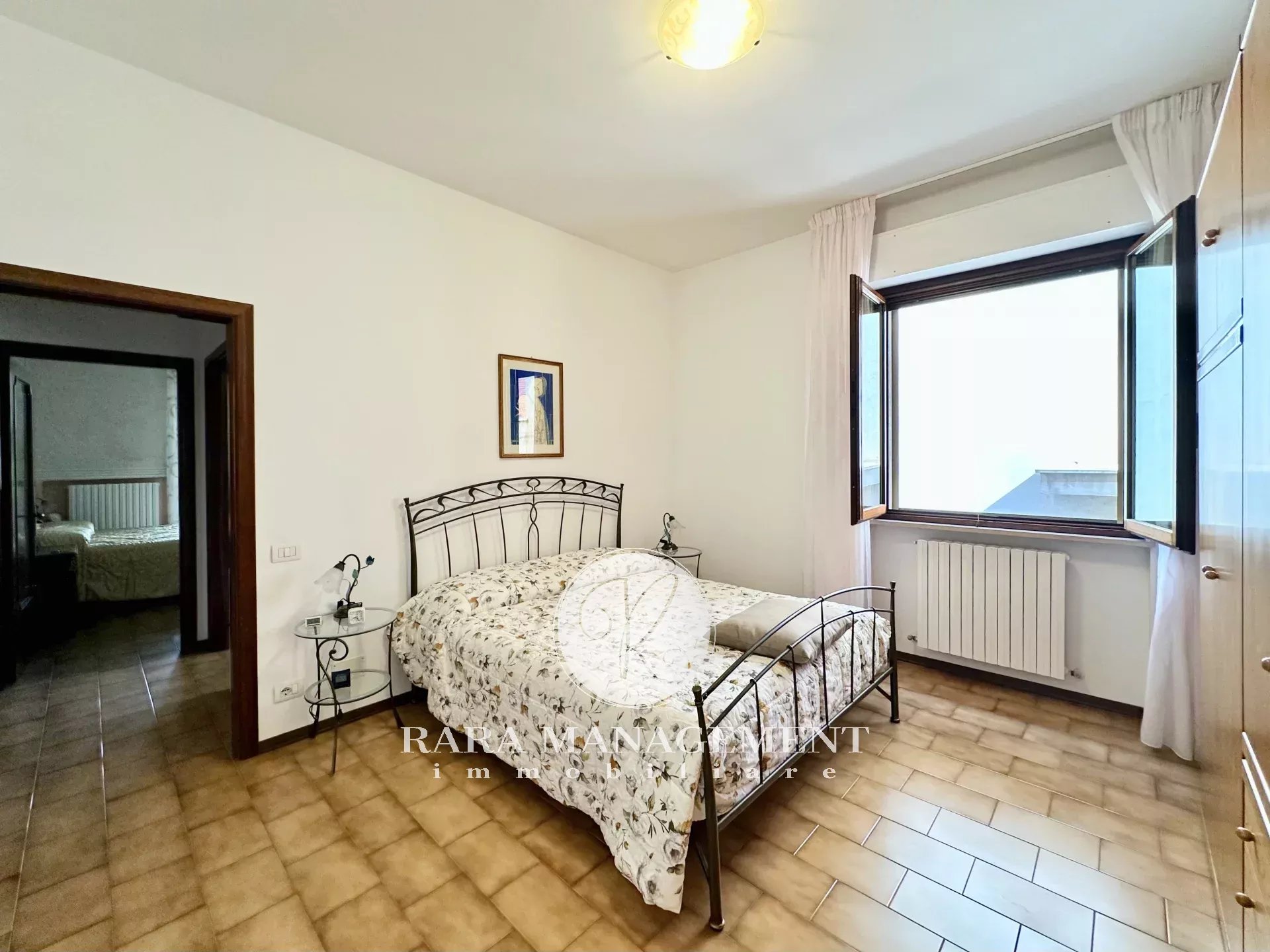 PORTO SANT'ELPIDIO, ZONA CRETAROLA | ARREDATO | NO CONDOMINIO | 2 CAMERE MATRIMONIALI | 2 BALCONI | MANSARDA | POSTO AUTO ESCLUSIVO | CORTE ESCLUSIVA | ZONA RESIDENZIALE RISERVATA E BEN SERVITA |