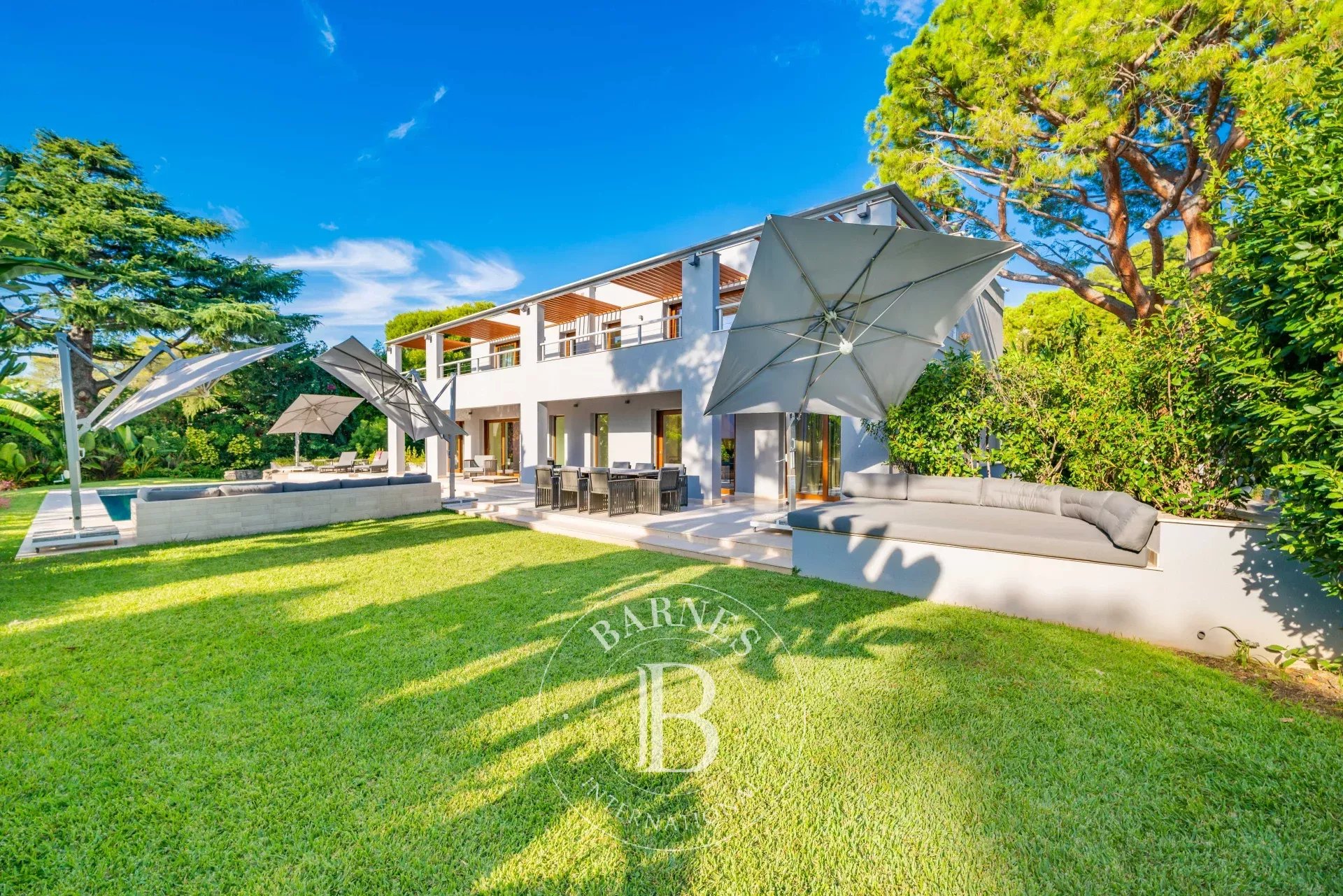 SAINT-JEAN-CAP-FERRAT - VILLA RENOVÉE A NEUF - PROCHE DU GRAND HÔTEL - picture 5