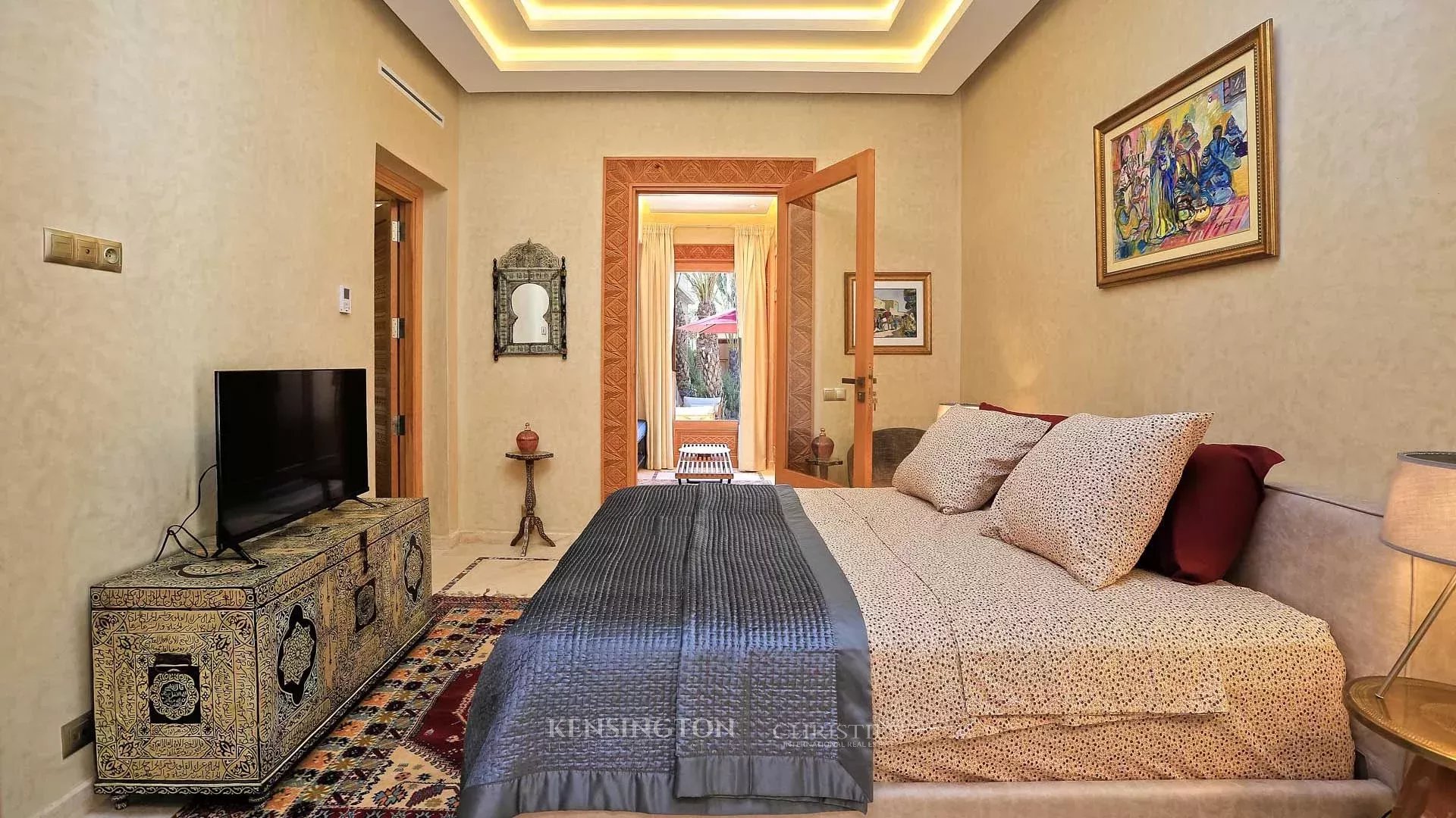 10 Bedroom Villa/Townhouse's Image 40