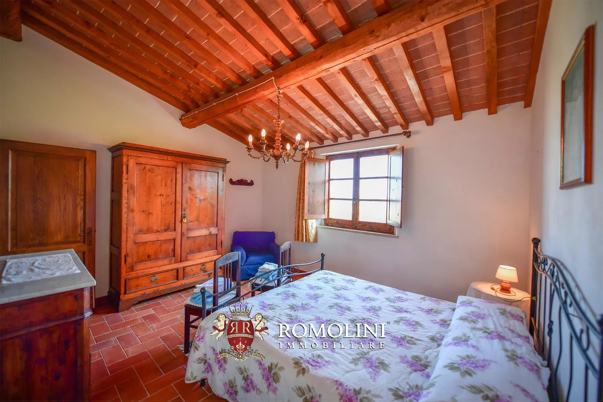 9 Bedroom Villa/Townhouse's Image 38