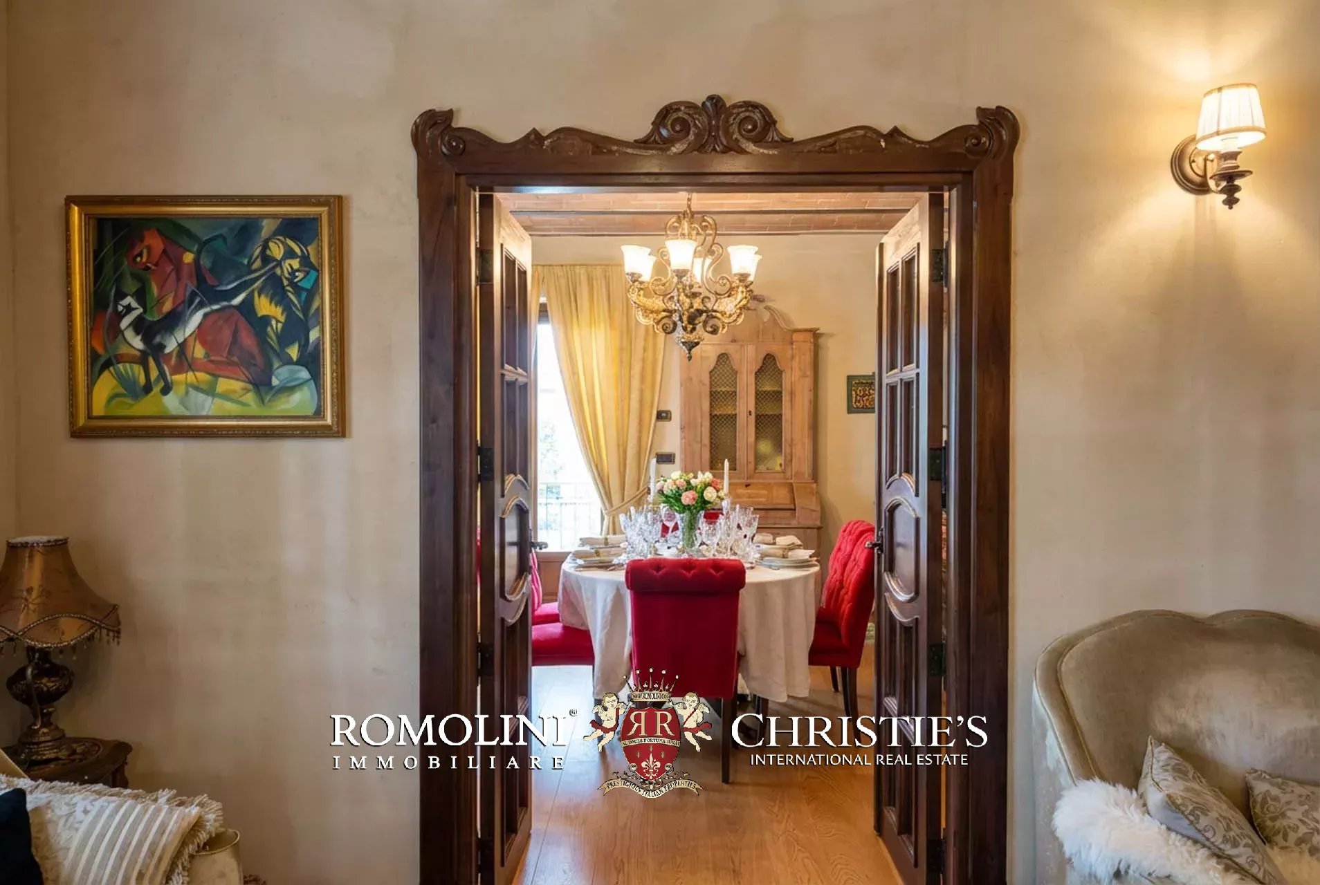 5 Bedroom Villa/Townhouse's Image 22