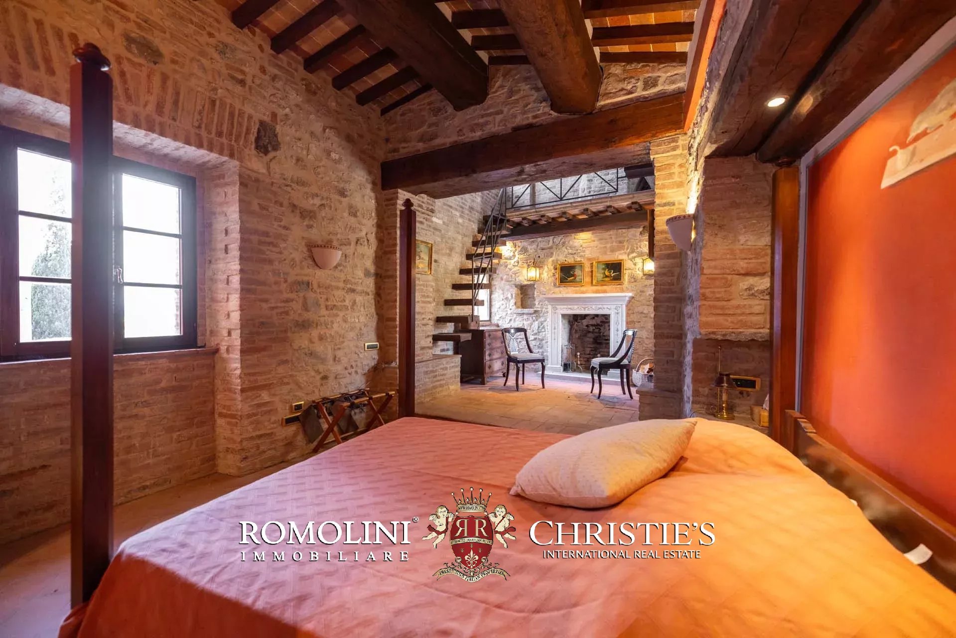 10 Bedroom Villa/Townhouse's Image 97