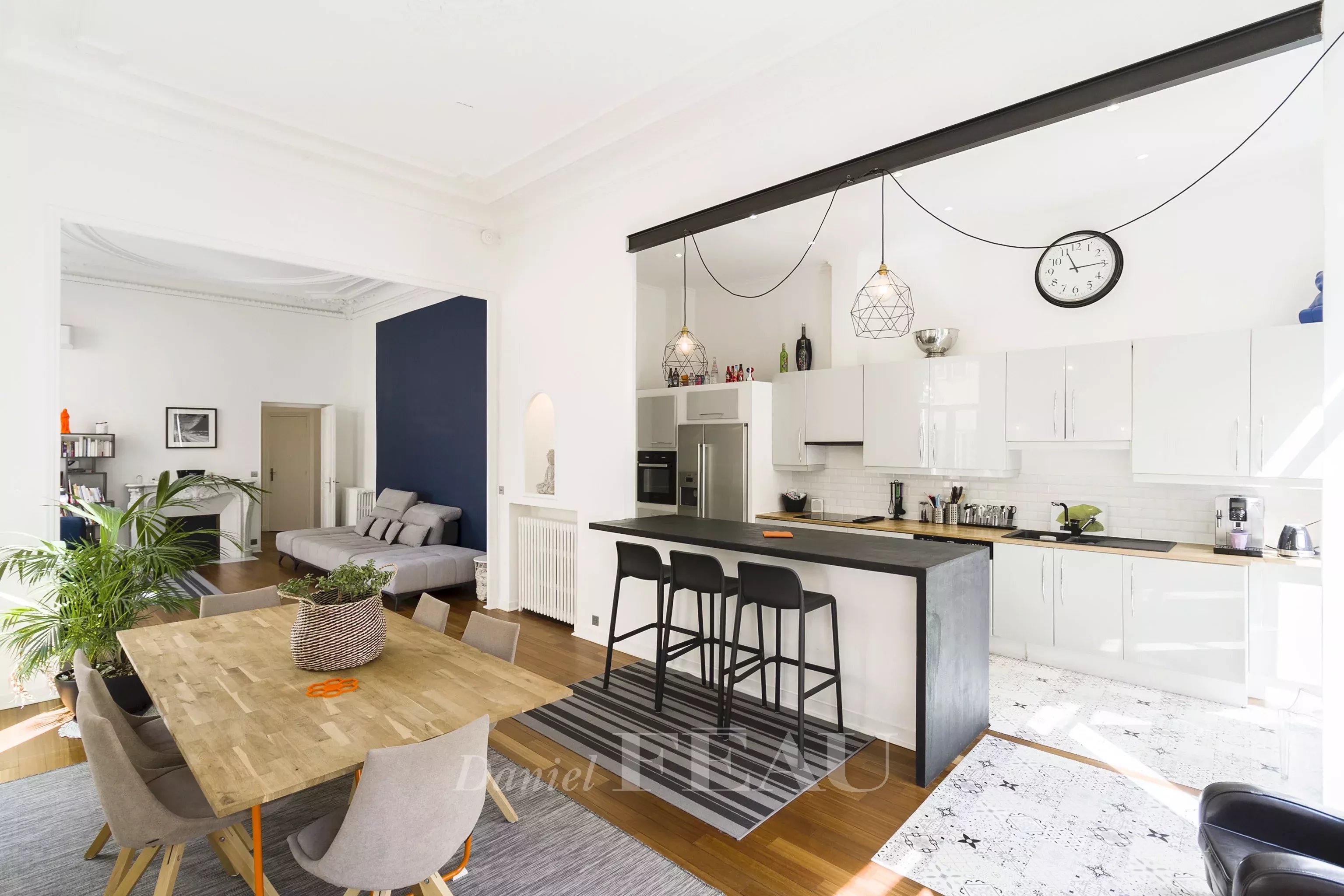 Sale Apartment Marseille 6ème