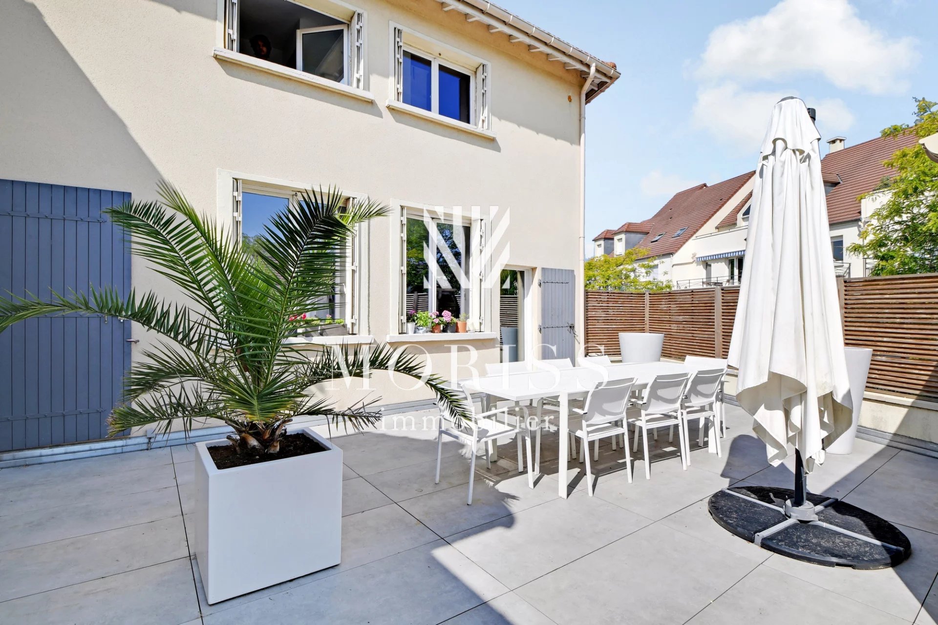MAISON RUEIL- MALMAISON / 190m2 / 2 TERRASSES 65 m2 - Image Array
