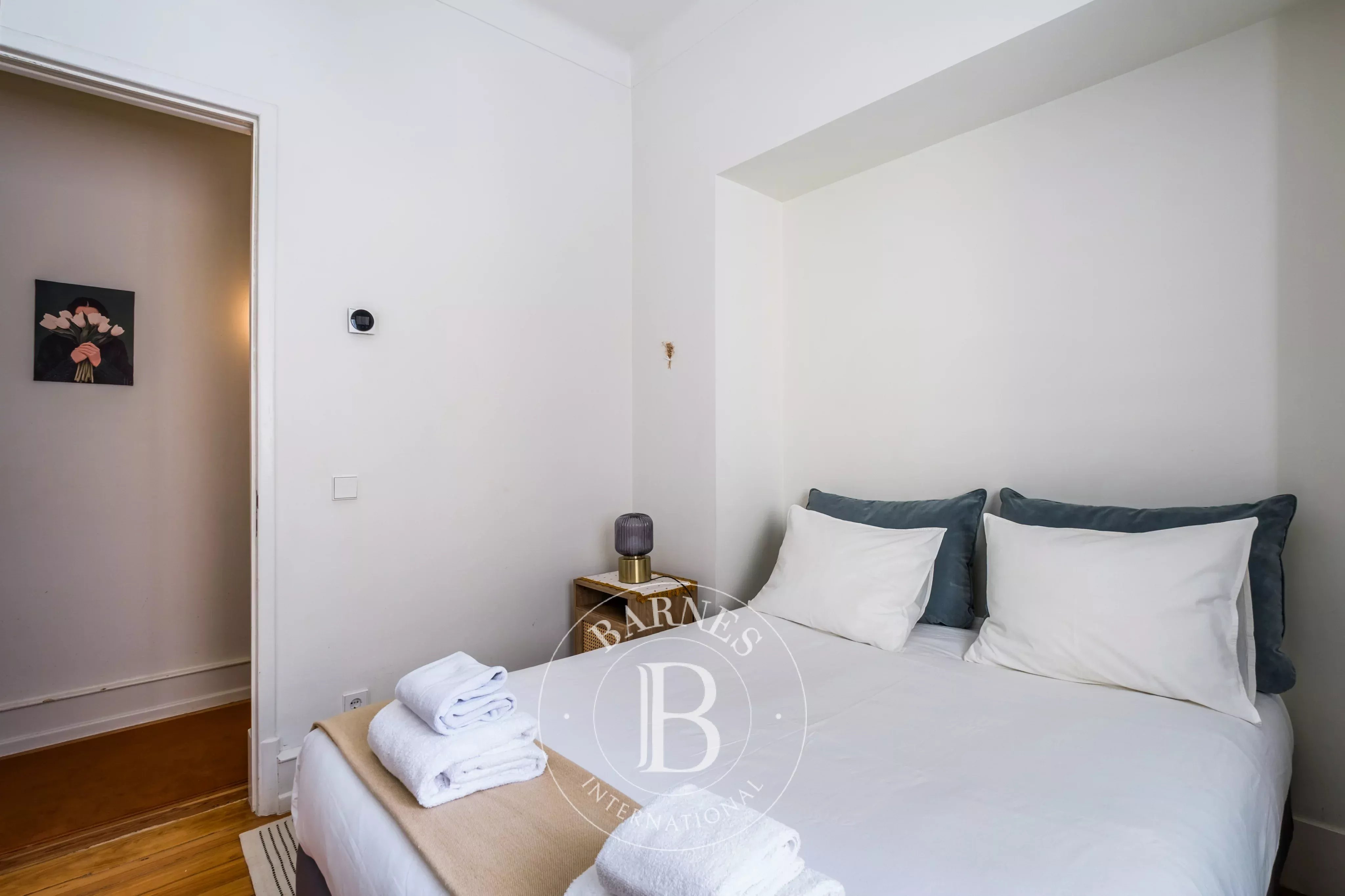 Centrality and comfort