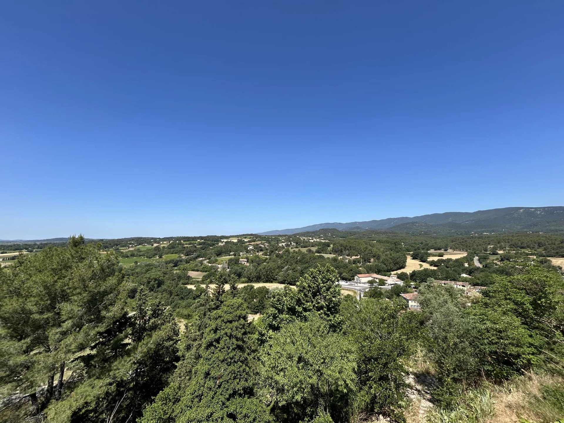 Sale Village house Grambois