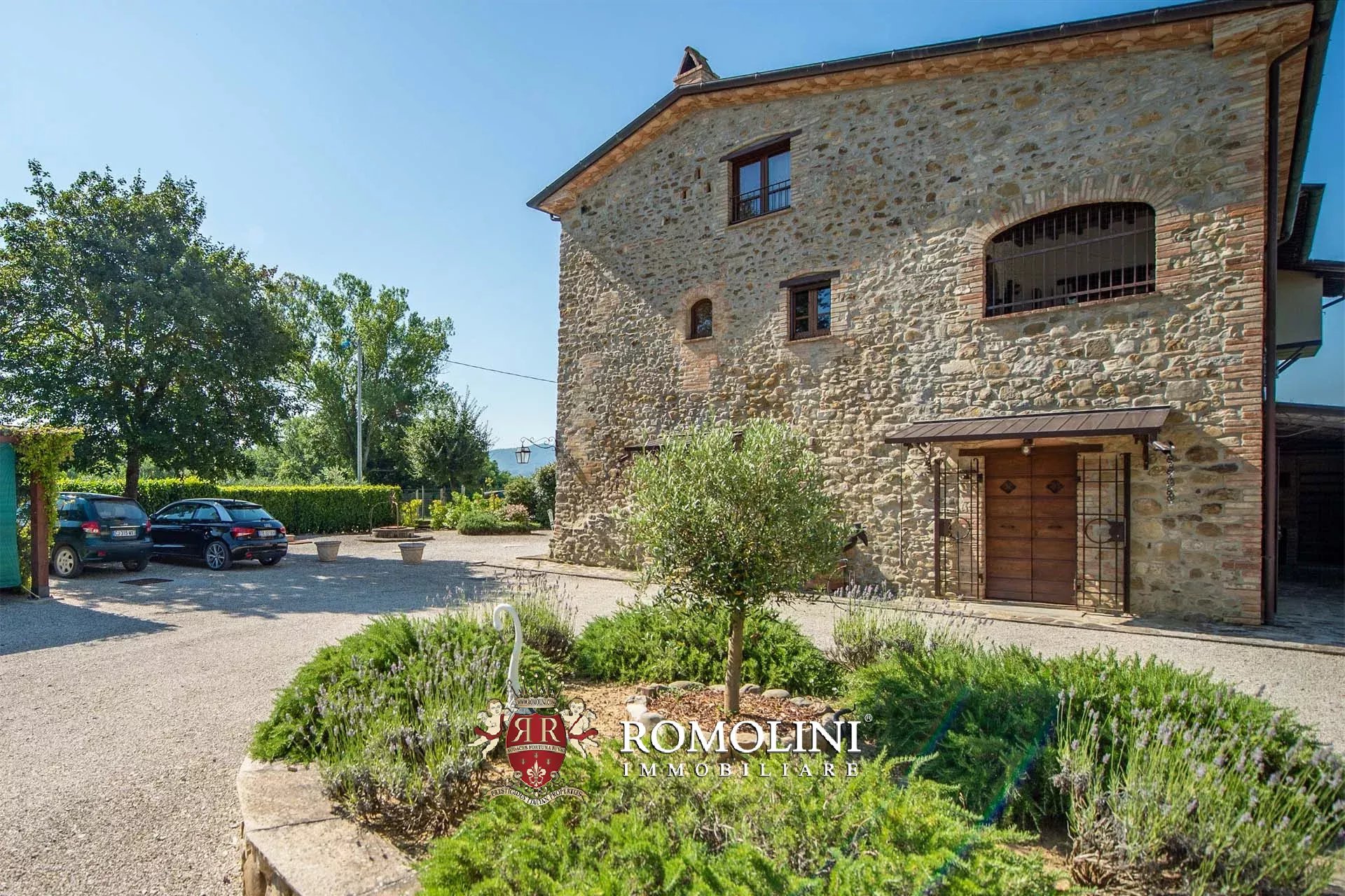 4 Bedroom Villa/Townhouse's Image 18